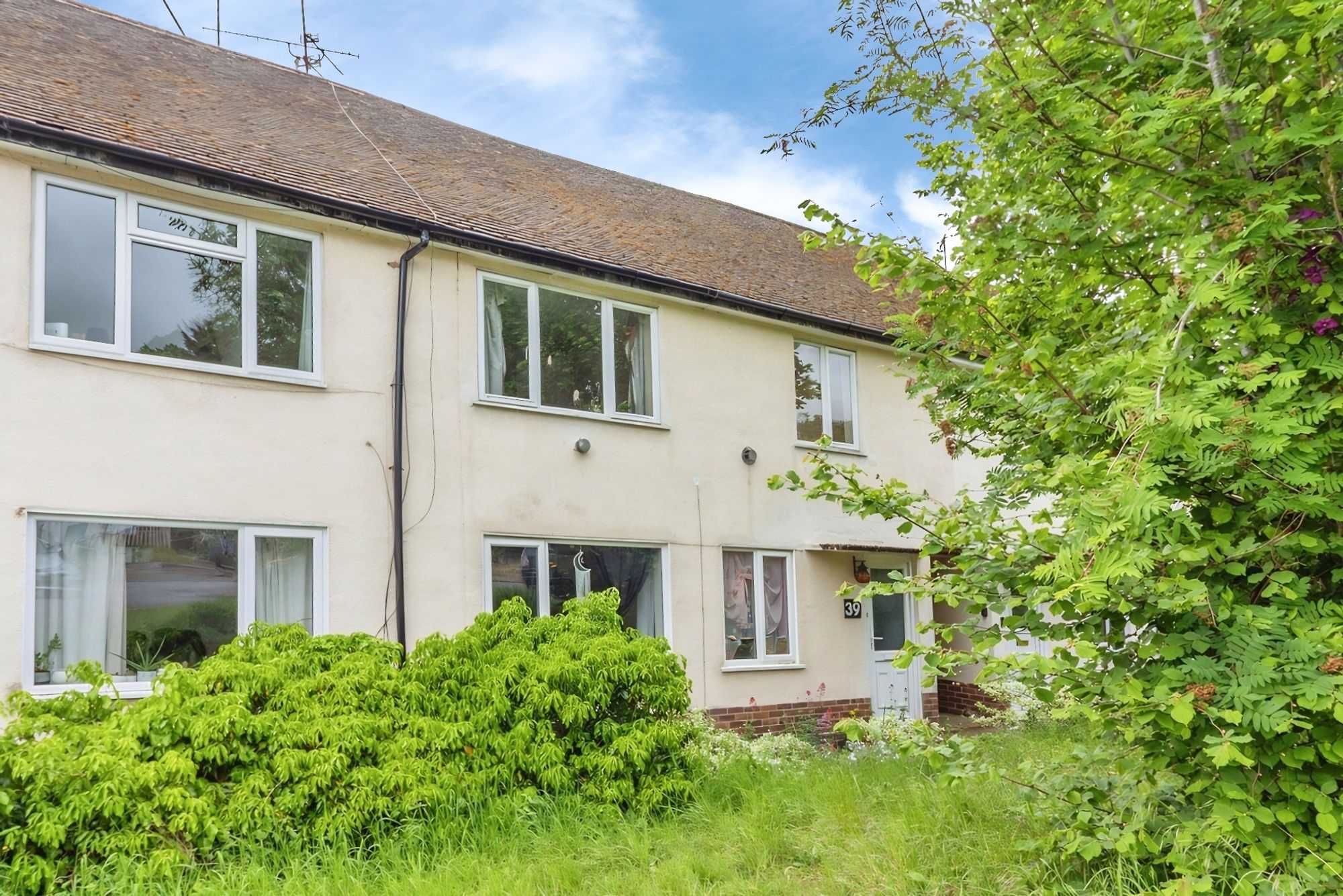 2 bedroom Flat share For Sale