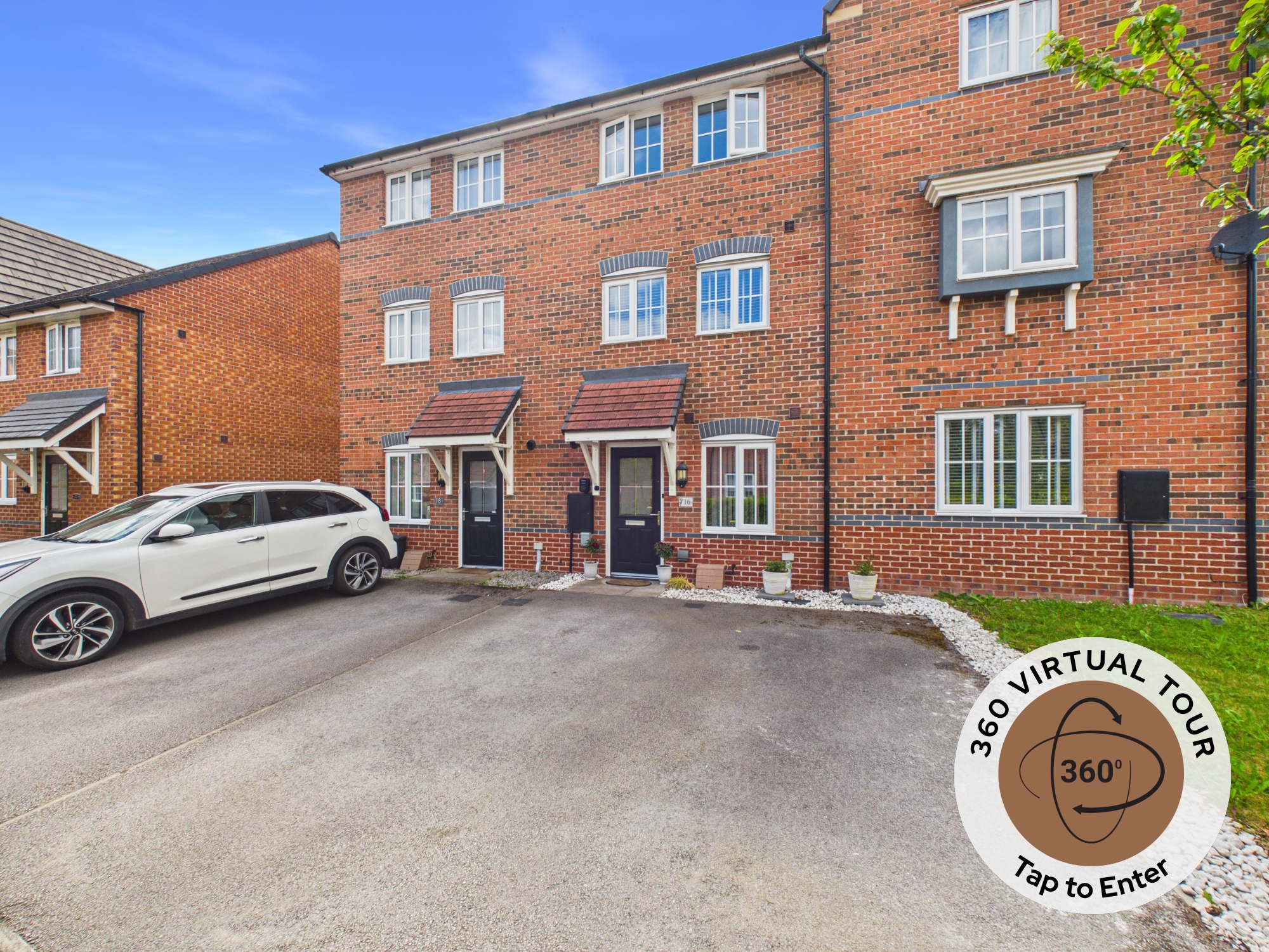 4 bedroom Town house Under Offer