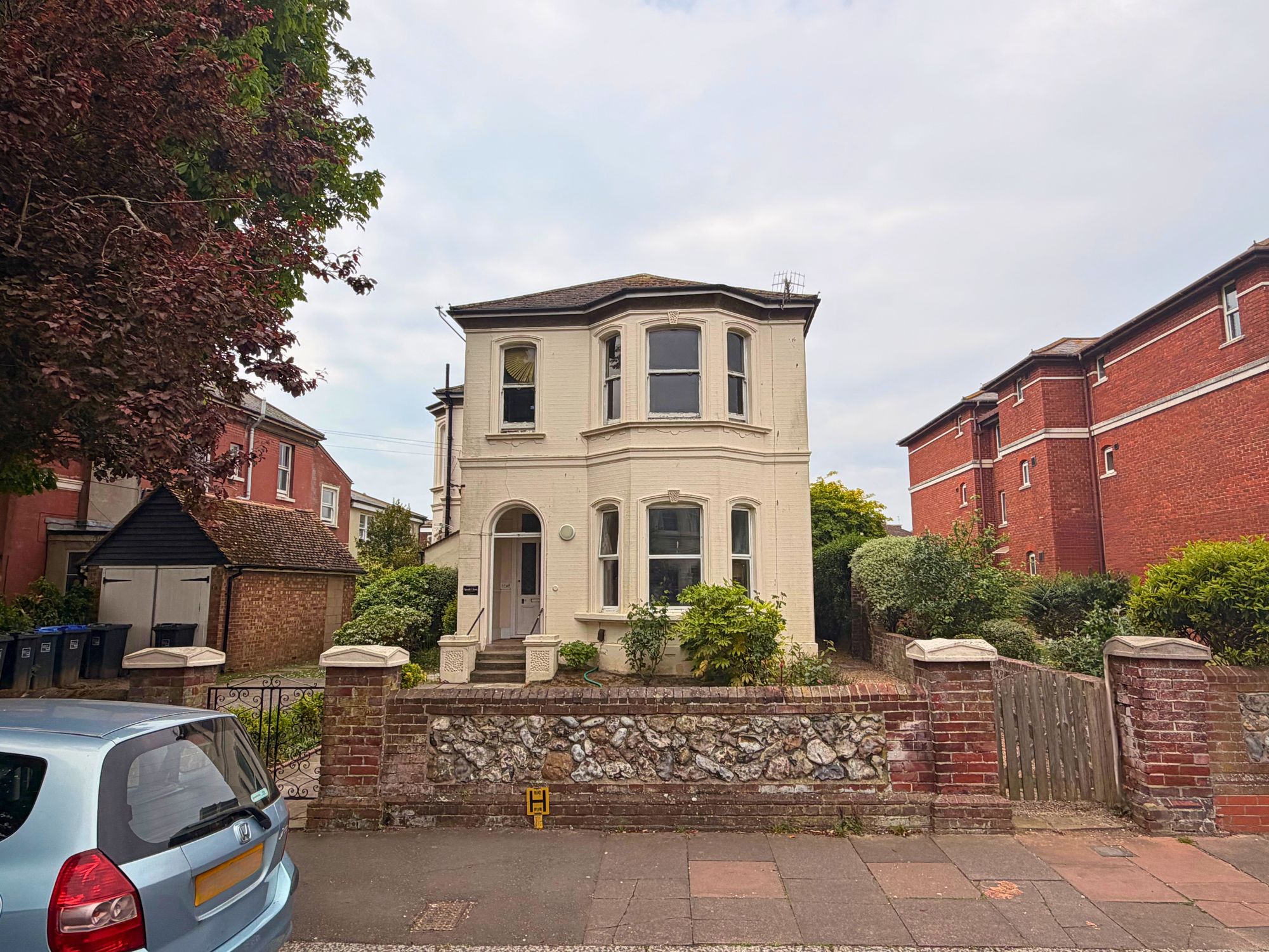 1 bedroom Apartment Under Offer