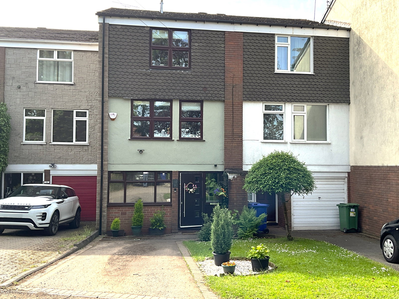 3 bedroom Town house For Sale