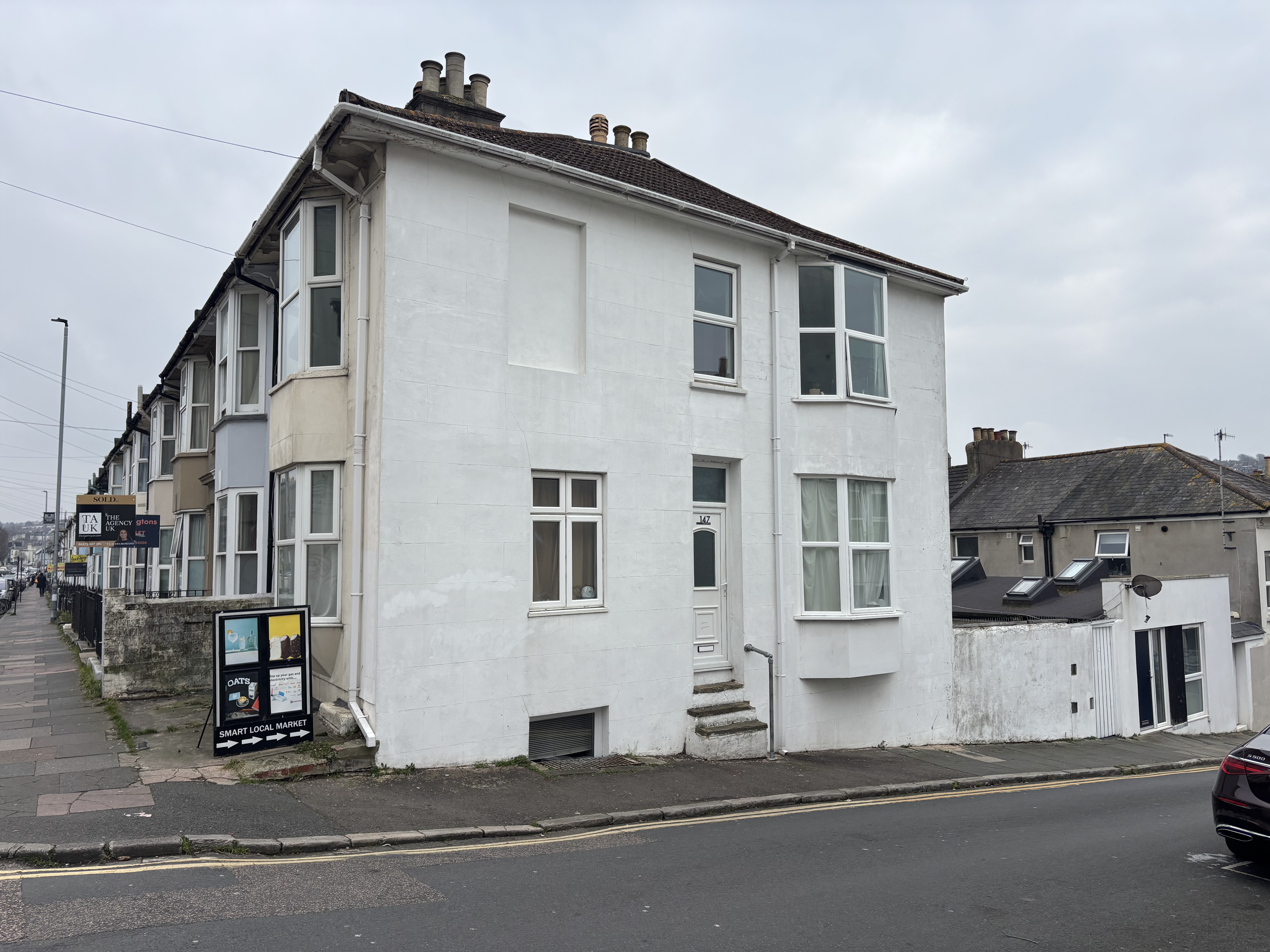 4 bedroom House (unspecified) To Let