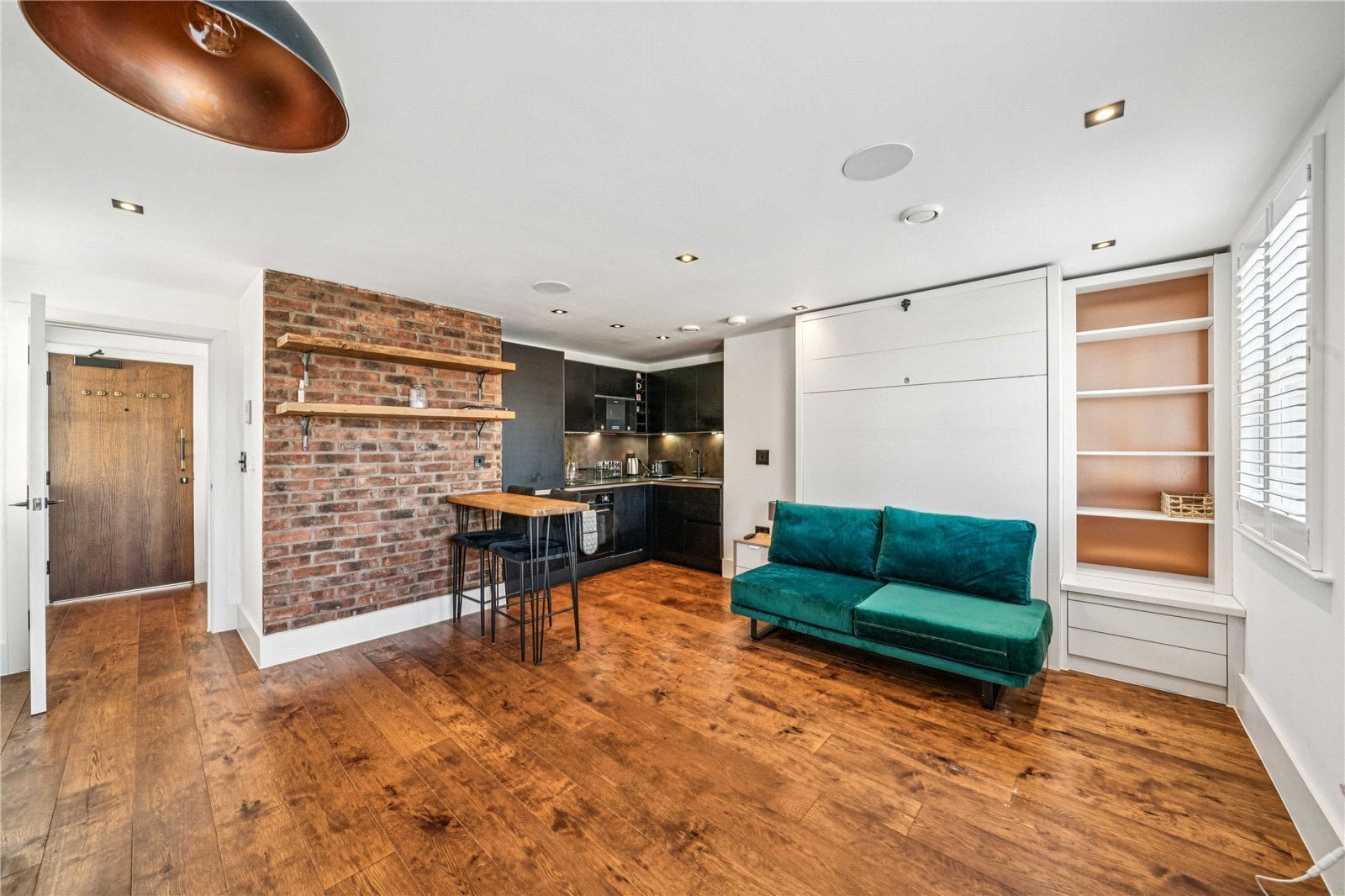 1 bedroom Flat For Sale