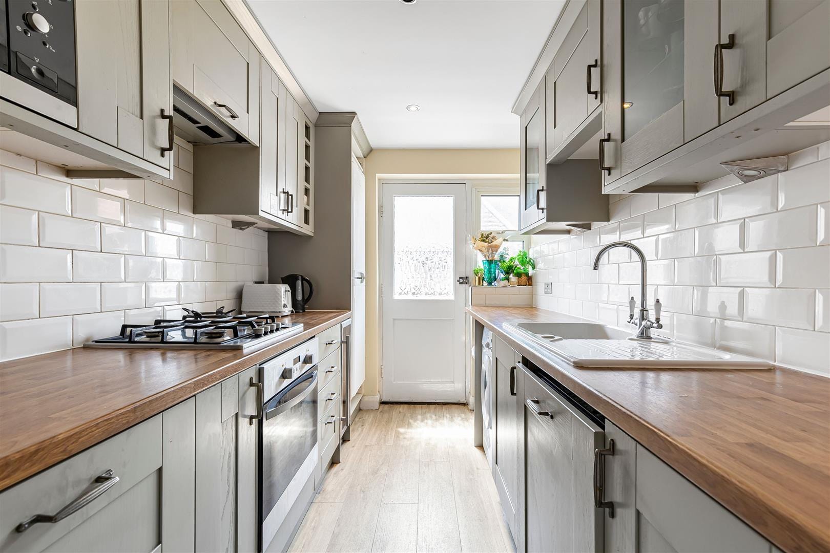 2 bedroom Flat Let