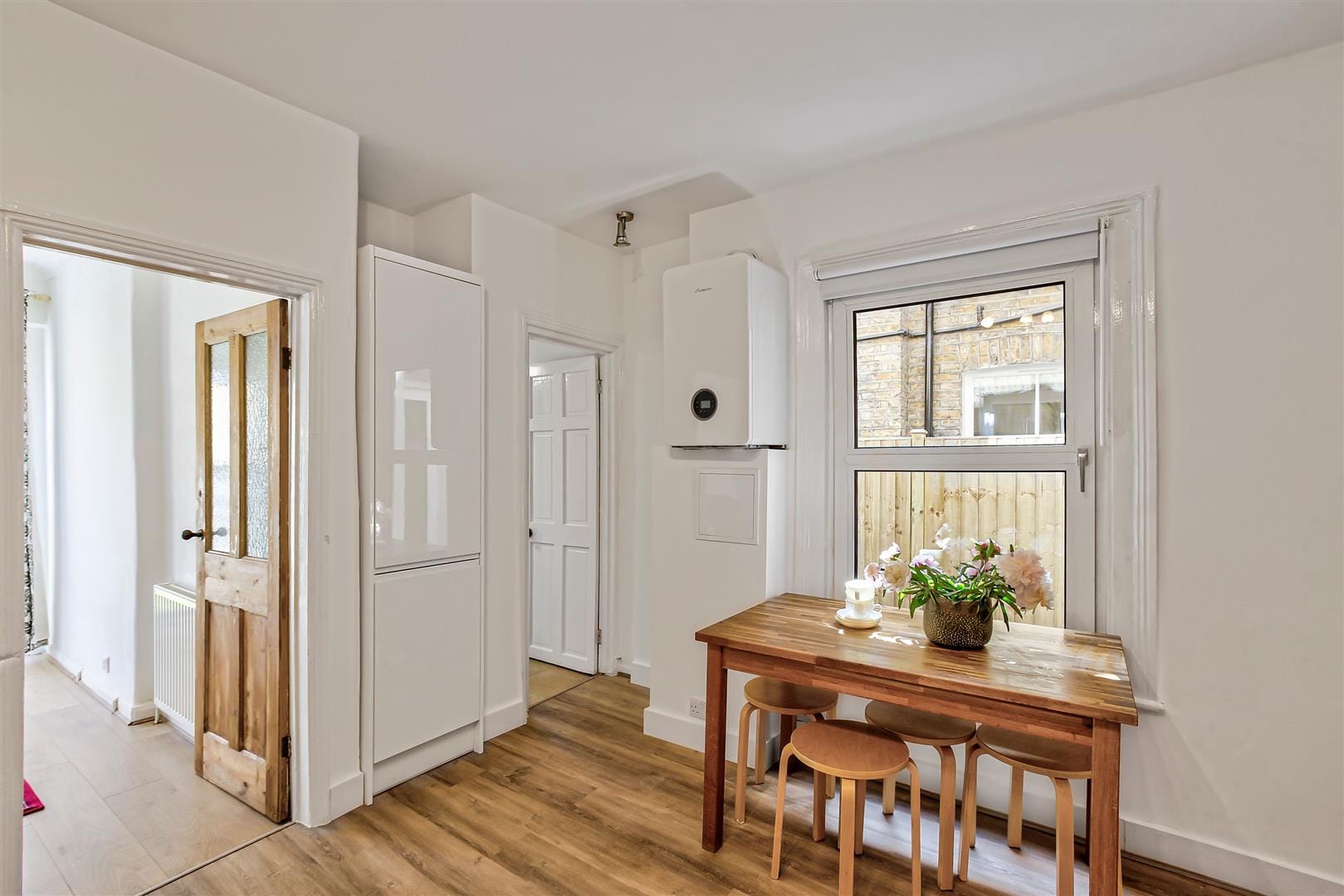 2 bedroom Flat Let