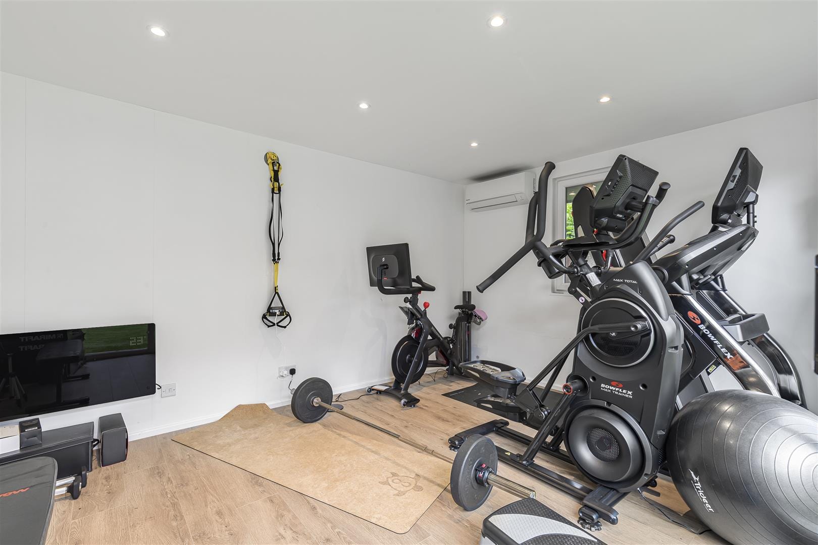 3 bedroom  For Sale
