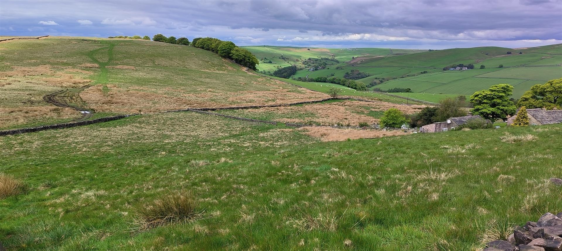  House (unspecified) Under Offer