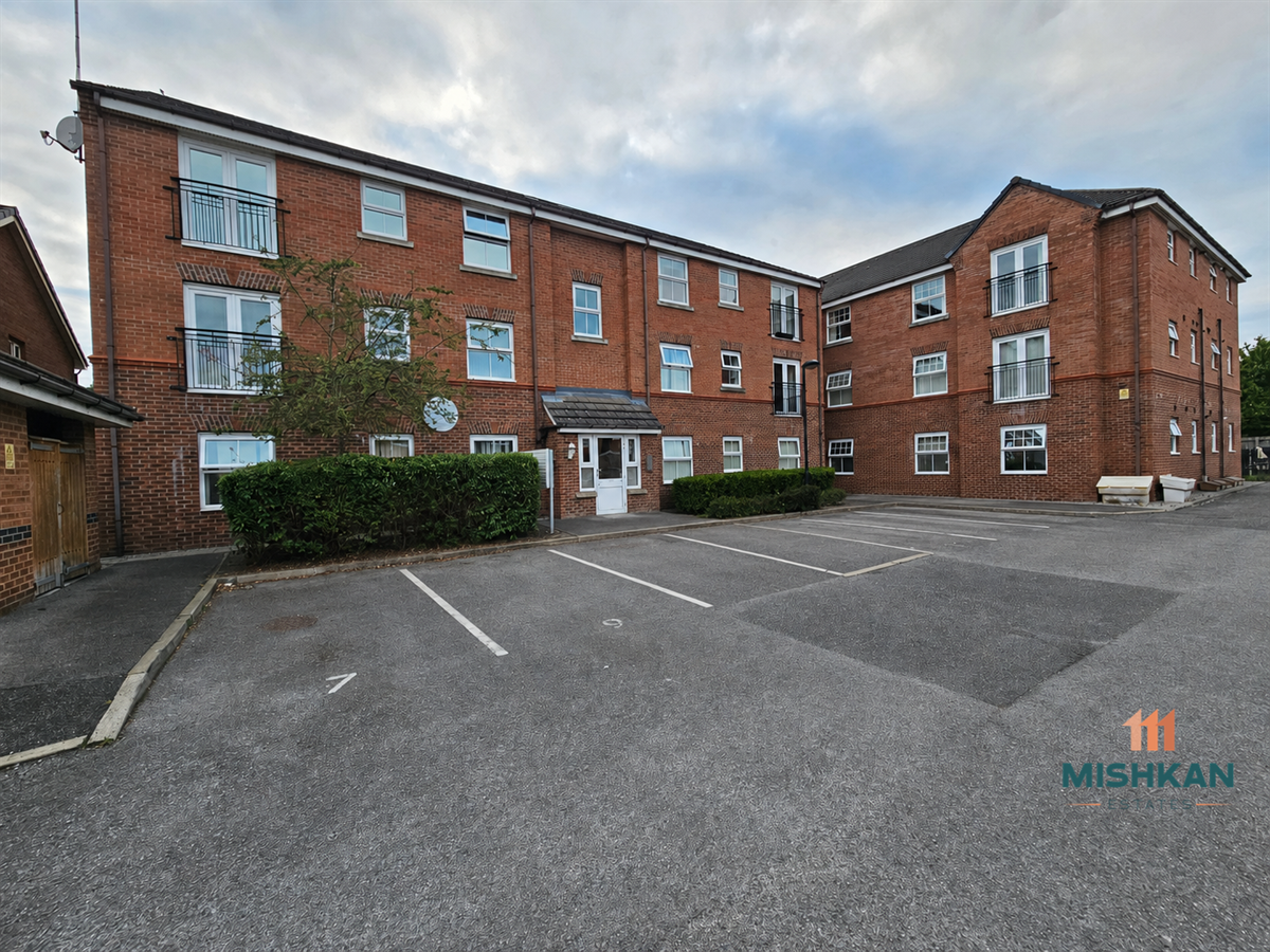 2 bedroom Flat To Let