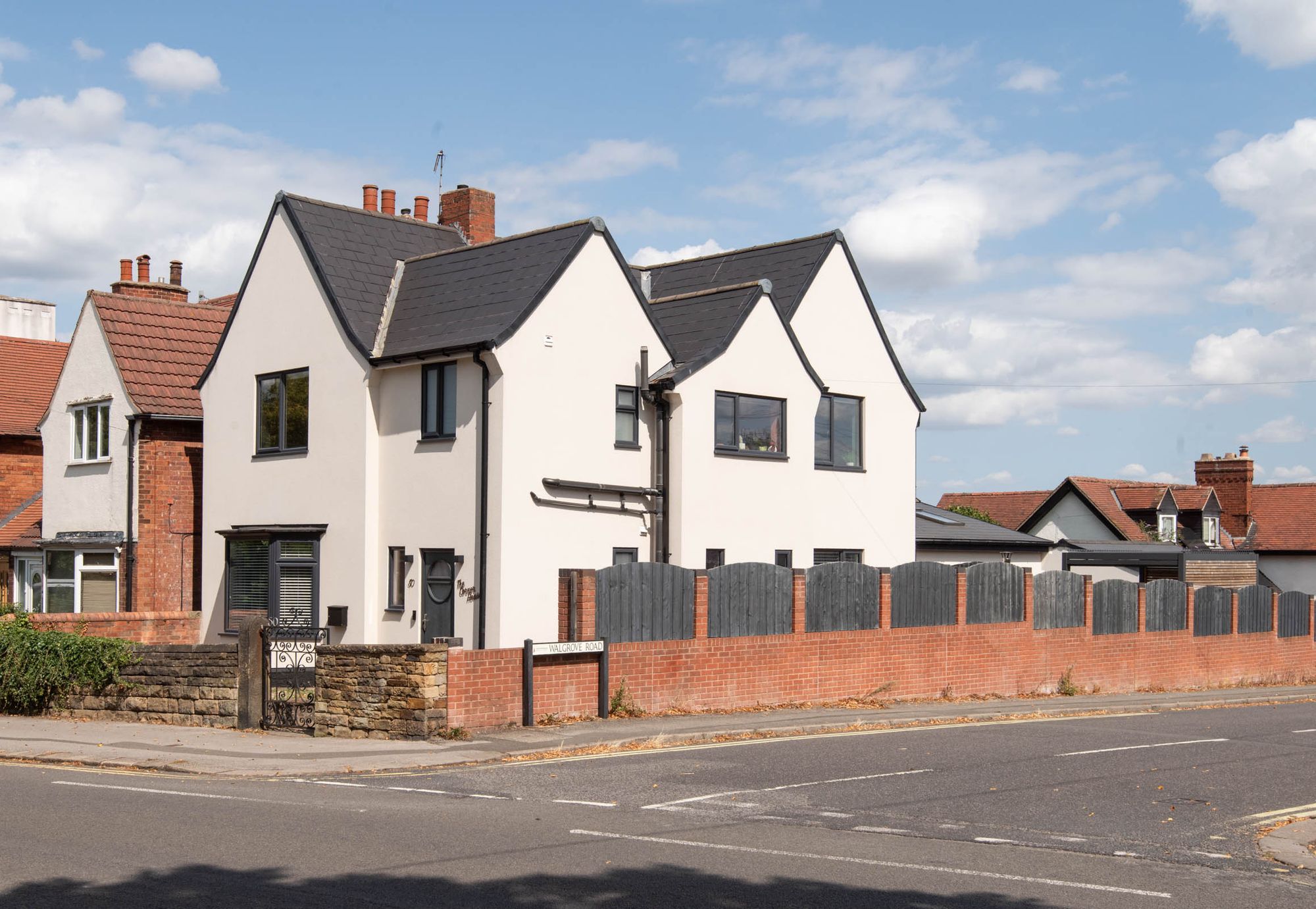 3 bedroom Detached house Under Offer