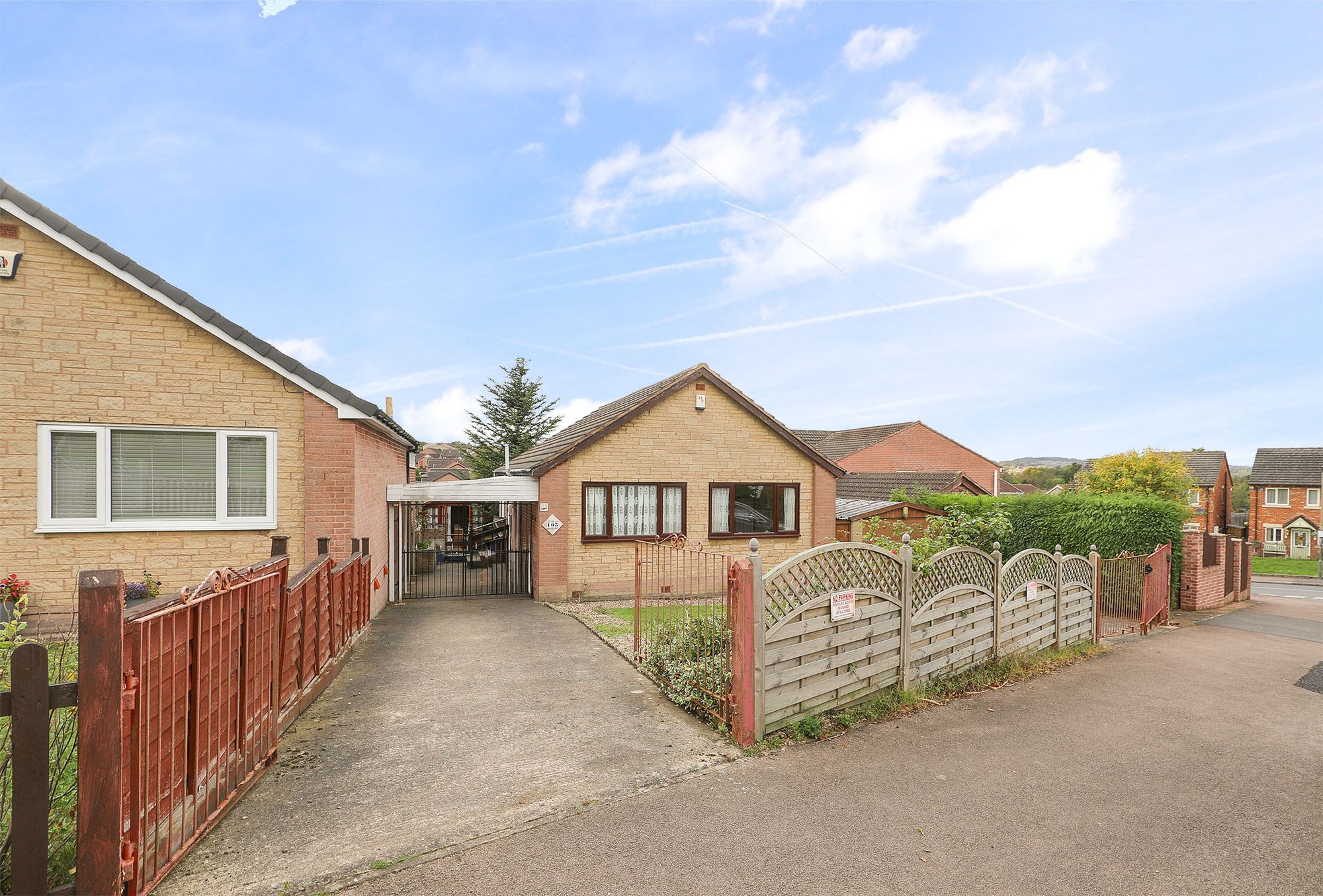 2 bedroom Bungalow For Sale