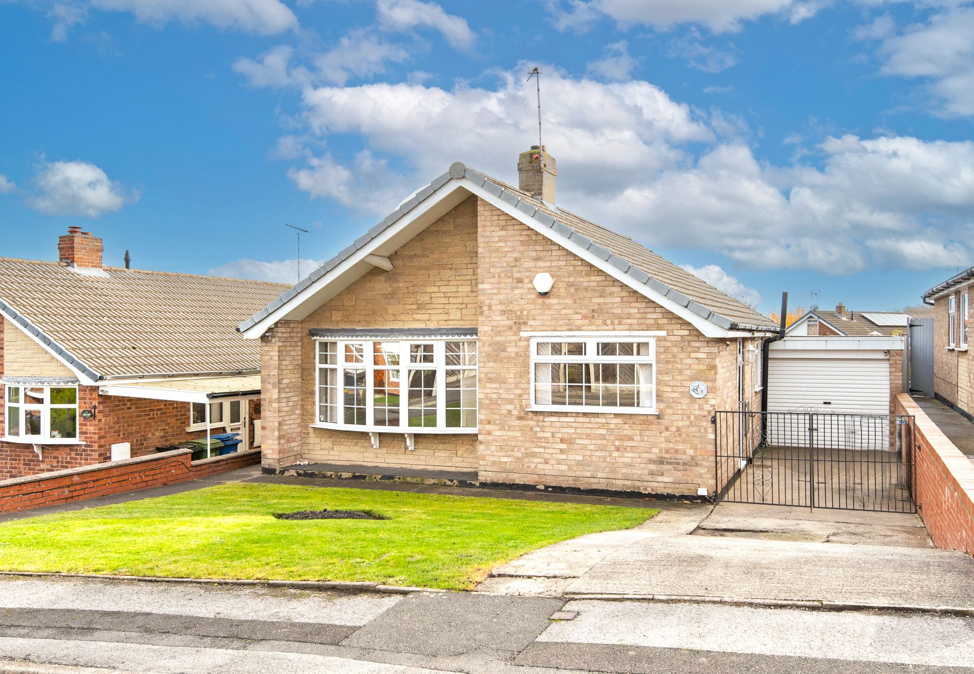 3 bedroom Bungalow Under Offer