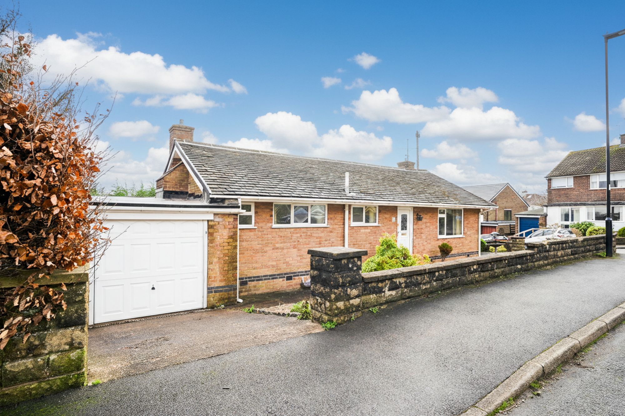 2 bedroom Detached bungalow Under Offer