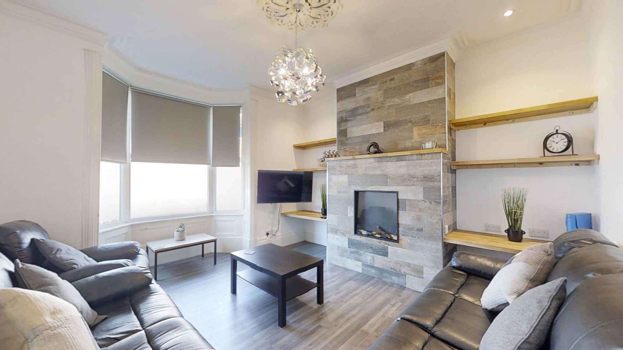 5 bedroom House (unspecified) For Sale