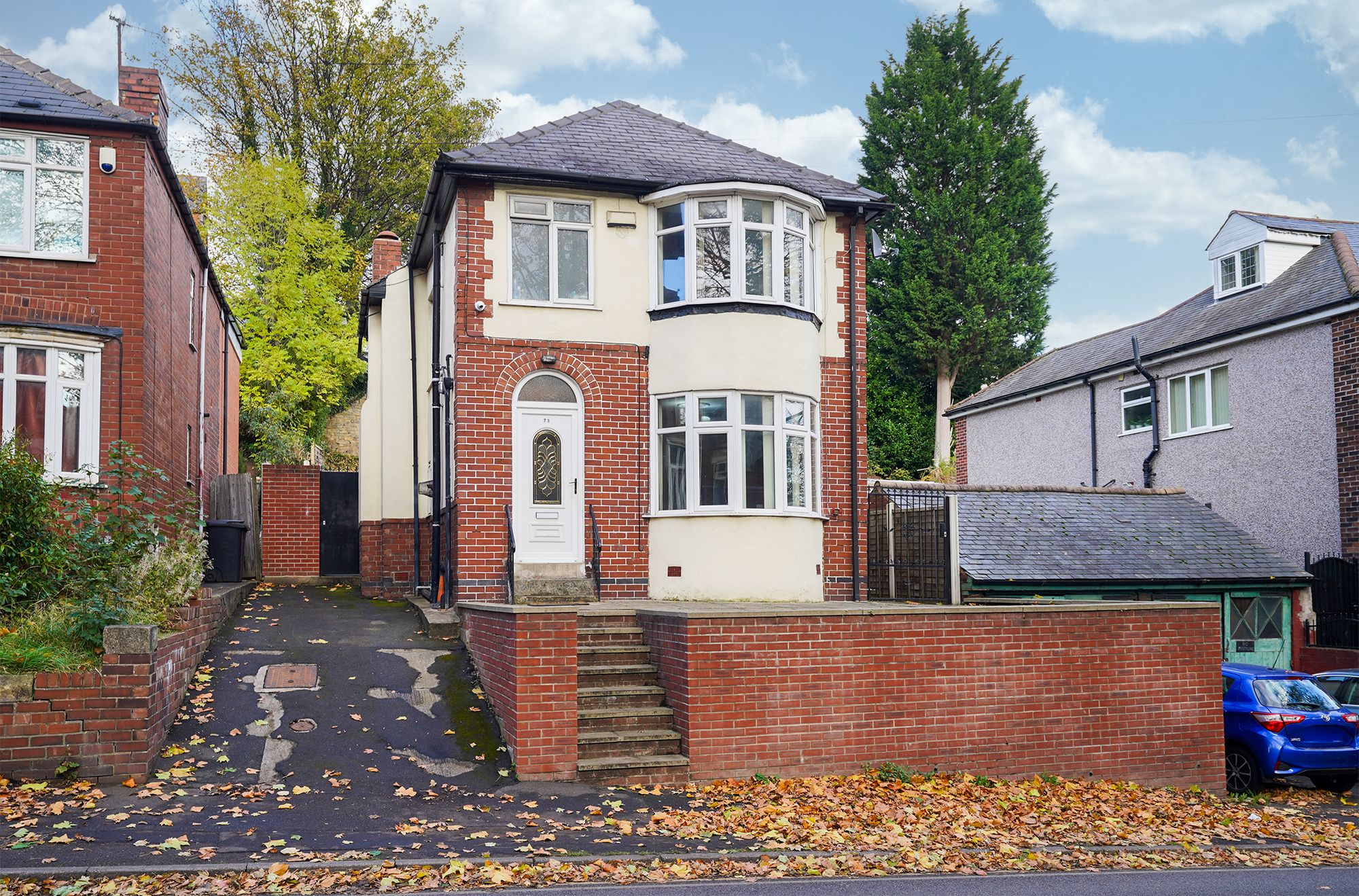 3 bedroom Detached house Under Offer