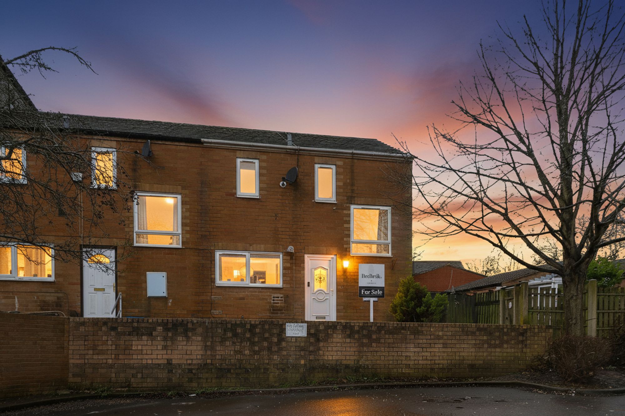 2 bedroom End of terrace house Under Offer