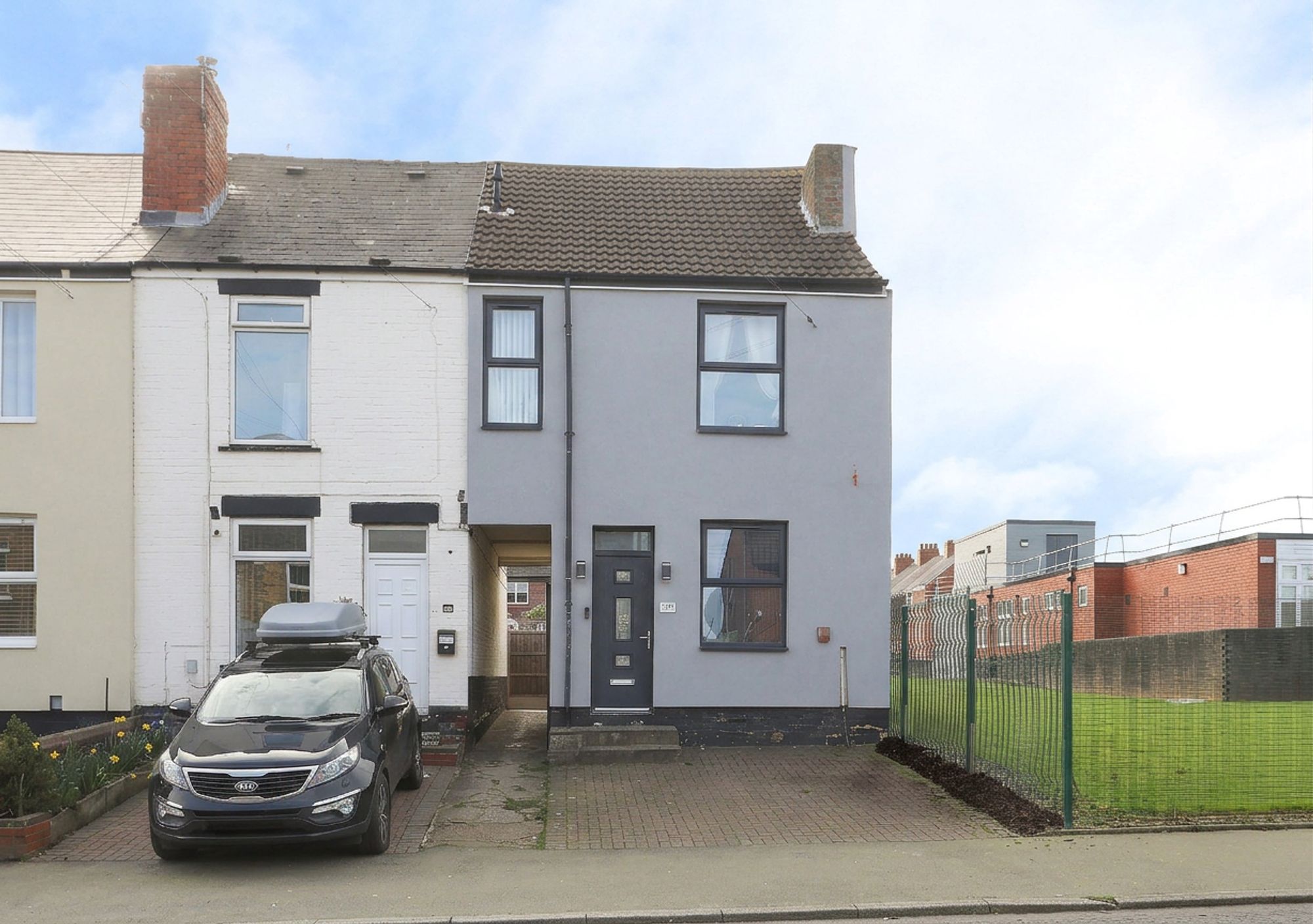 3 bedroom House (unspecified) Under Offer