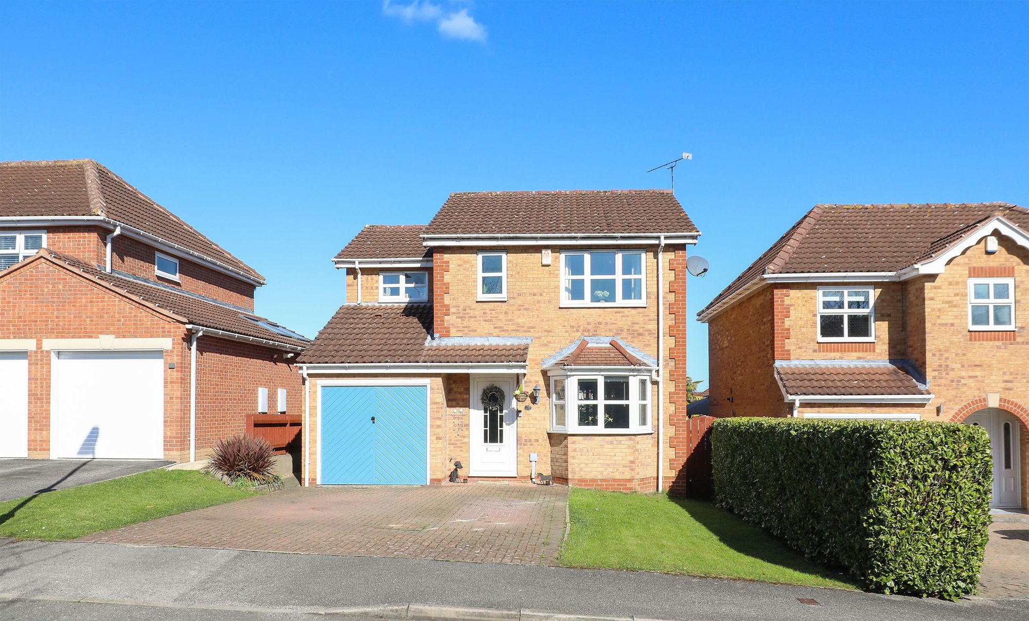 3 bedroom Detached house Under Offer