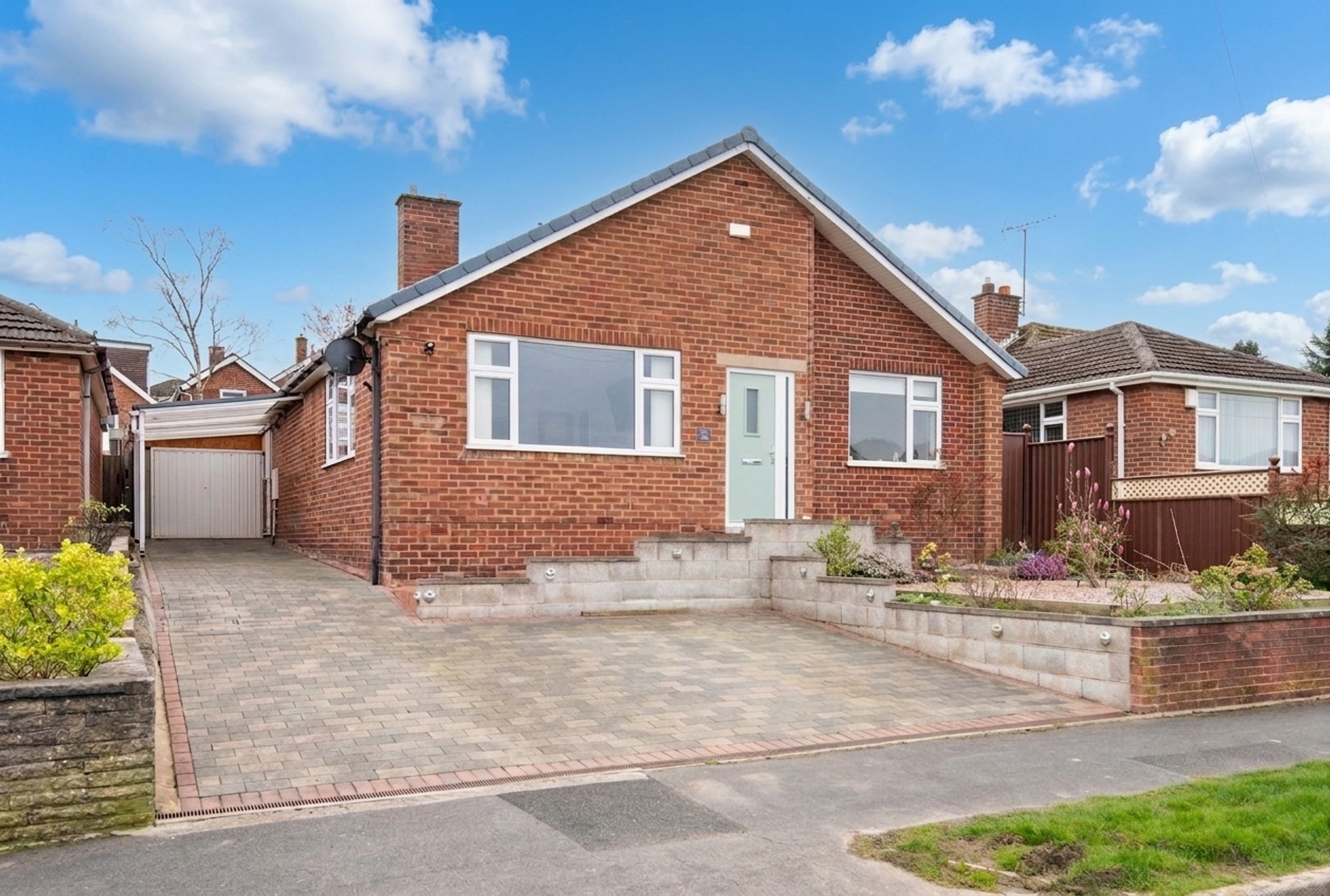 2 bedroom Bungalow Under Offer