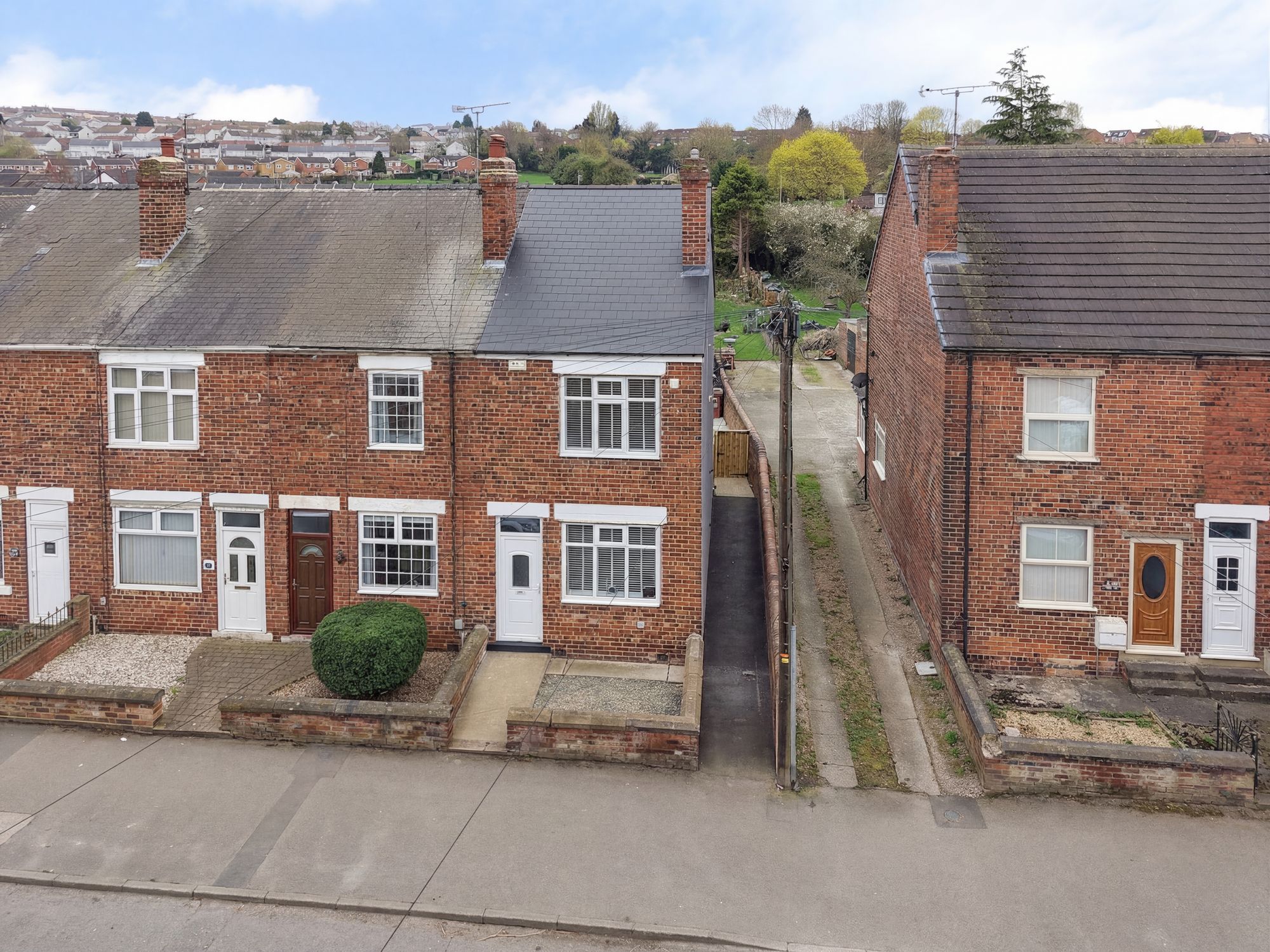 3 bedroom End of terrace house For Sale