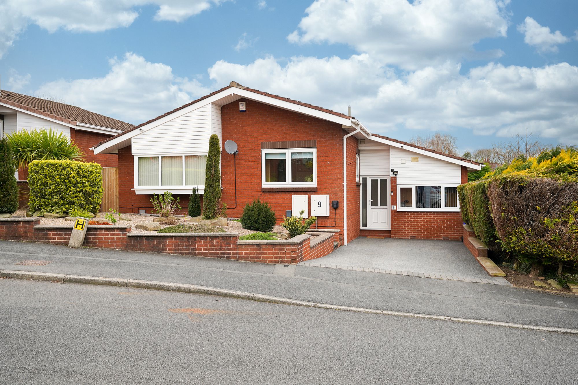 4 bedroom Bungalow Under Offer