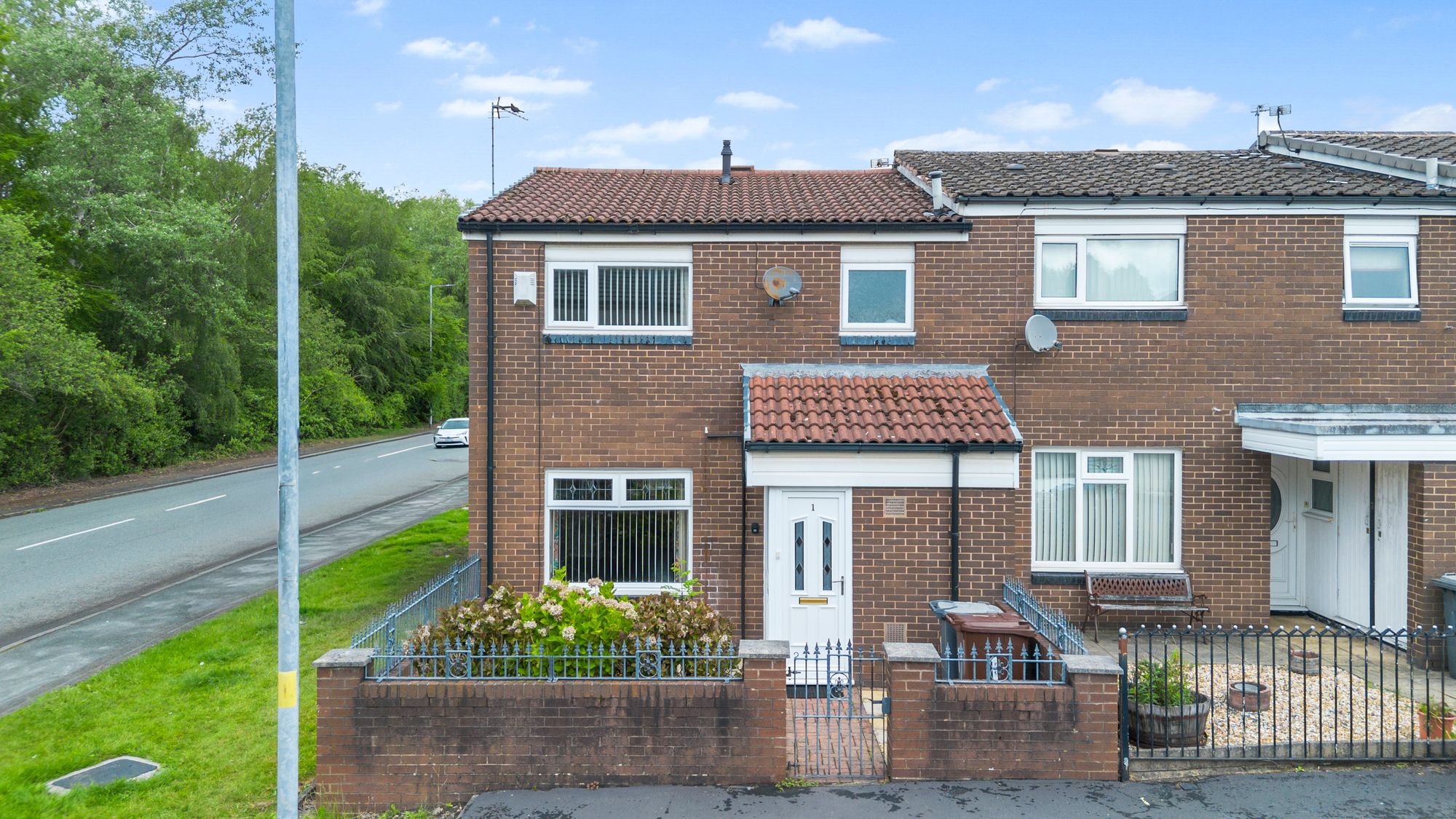 3 bedroom Terraced House Under Offer