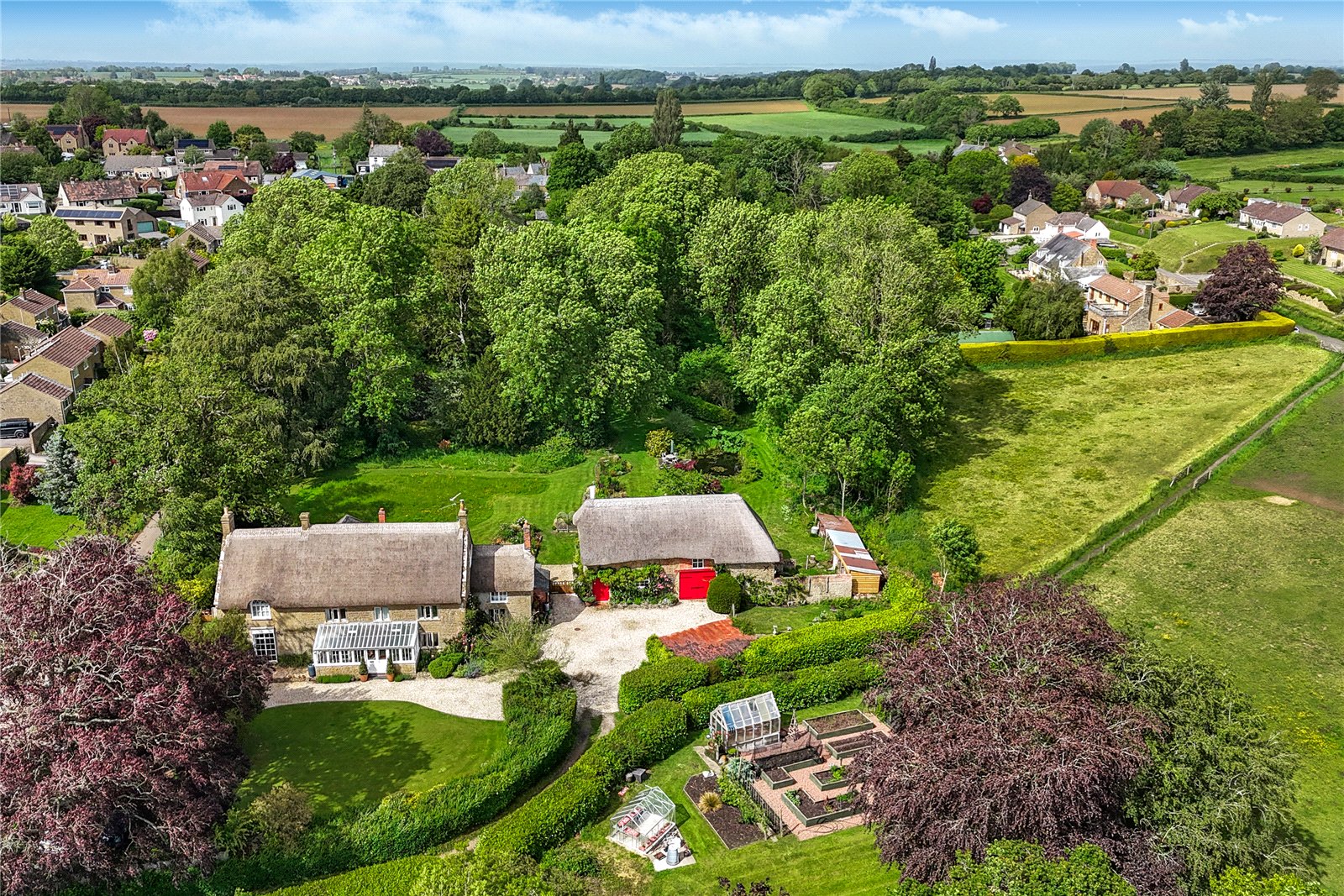5 bedroom House (unspecified) For Sale