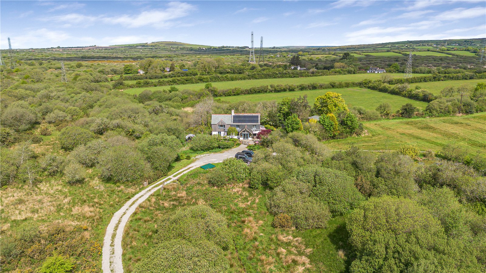 3 bedroom Cottage For Sale