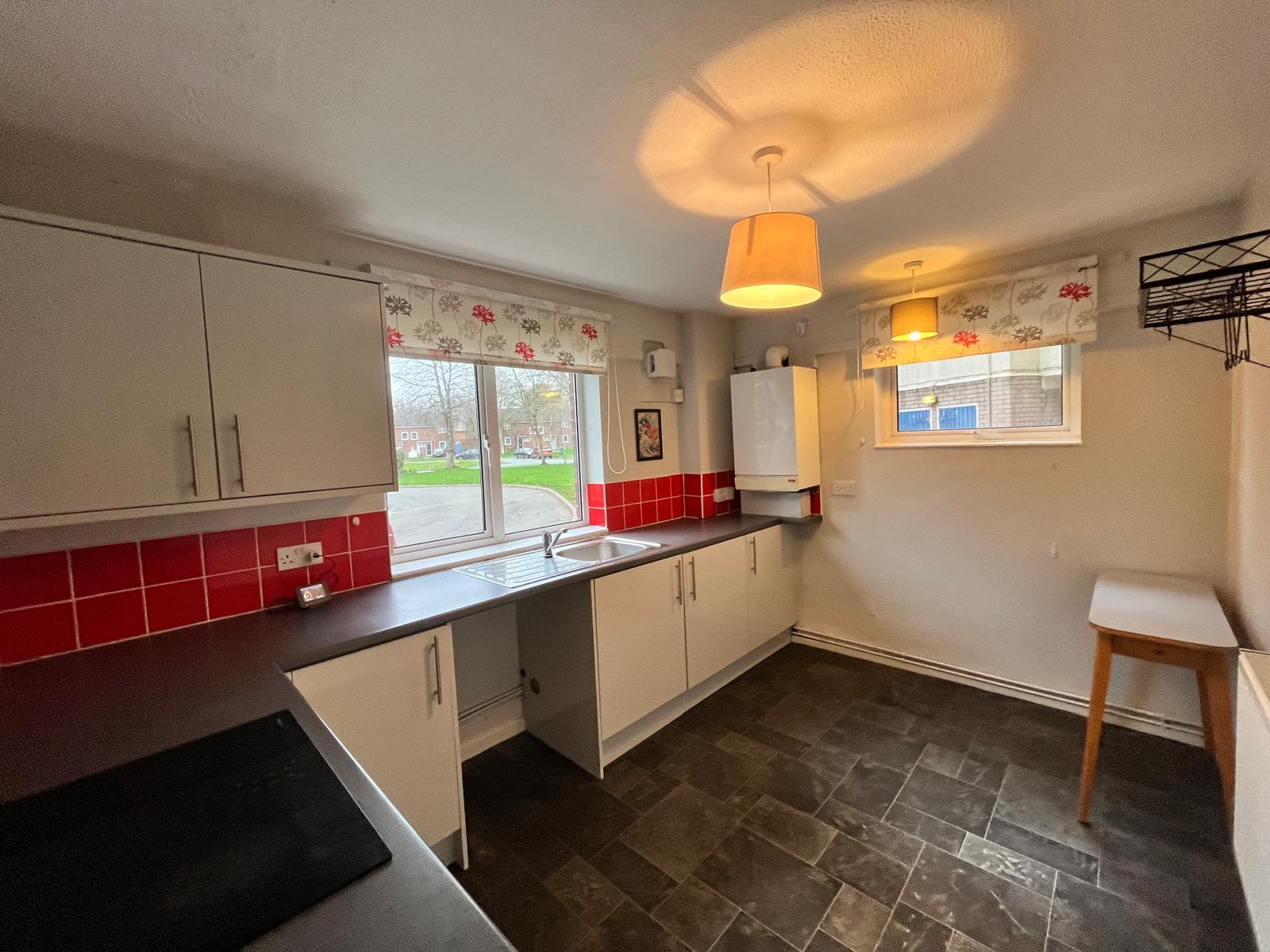 2 bedroom Maisonette Under Offer