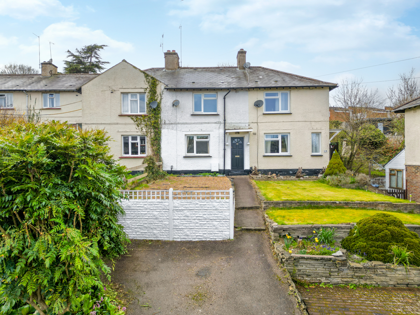 2 bedroom Terraced House Under Offer
