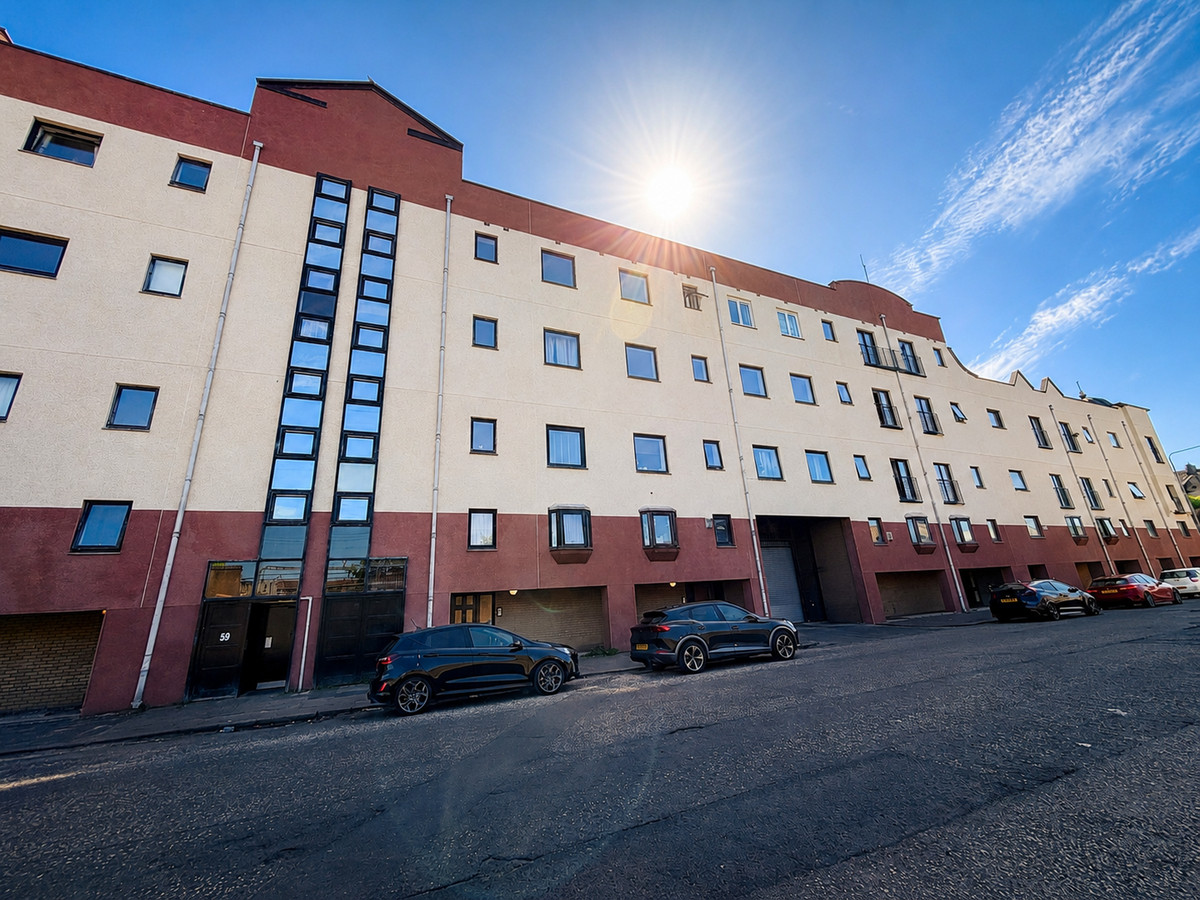 1 bedroom Apartment To Let
