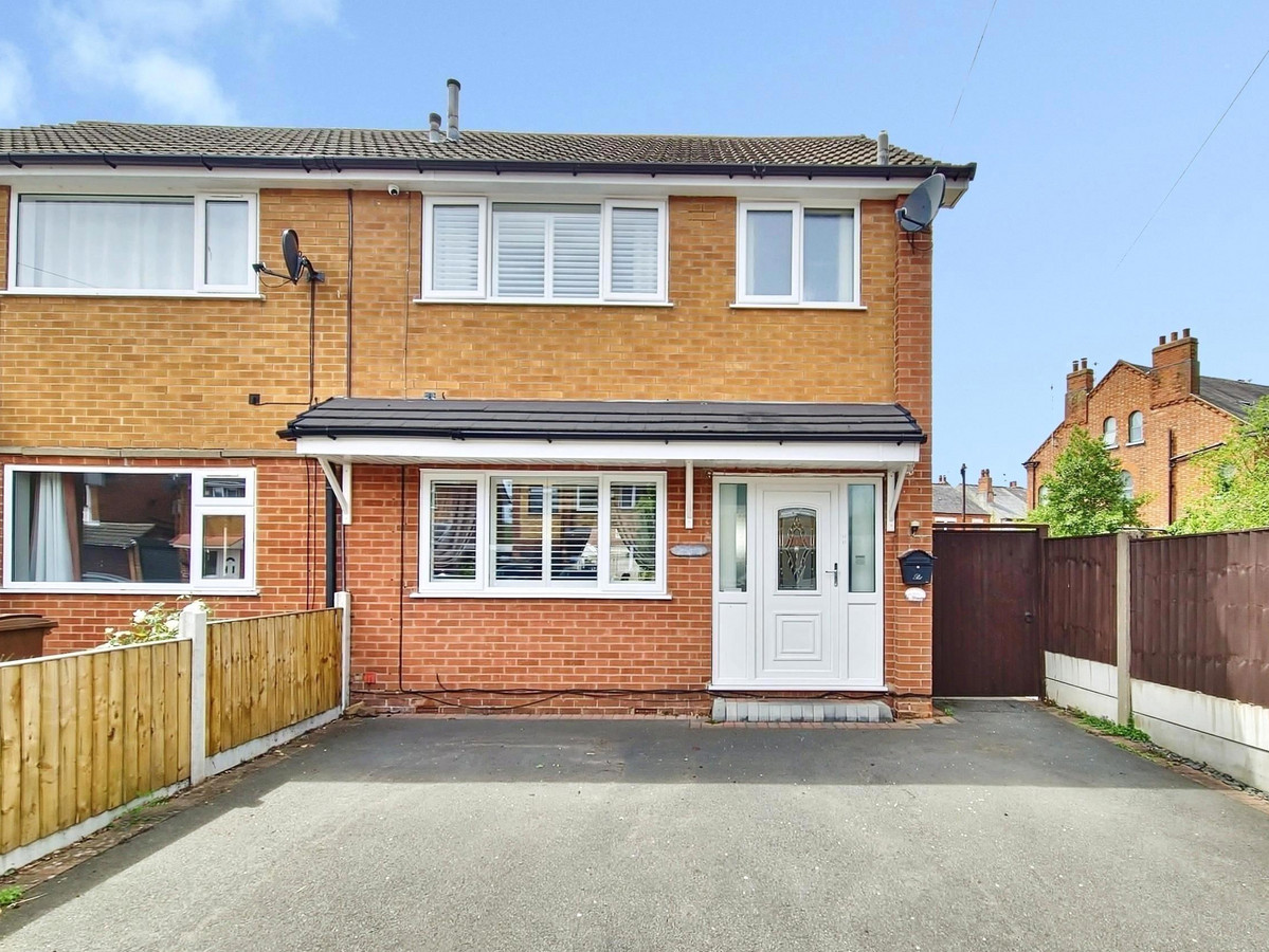 3 bedroom House (unspecified) For Sale