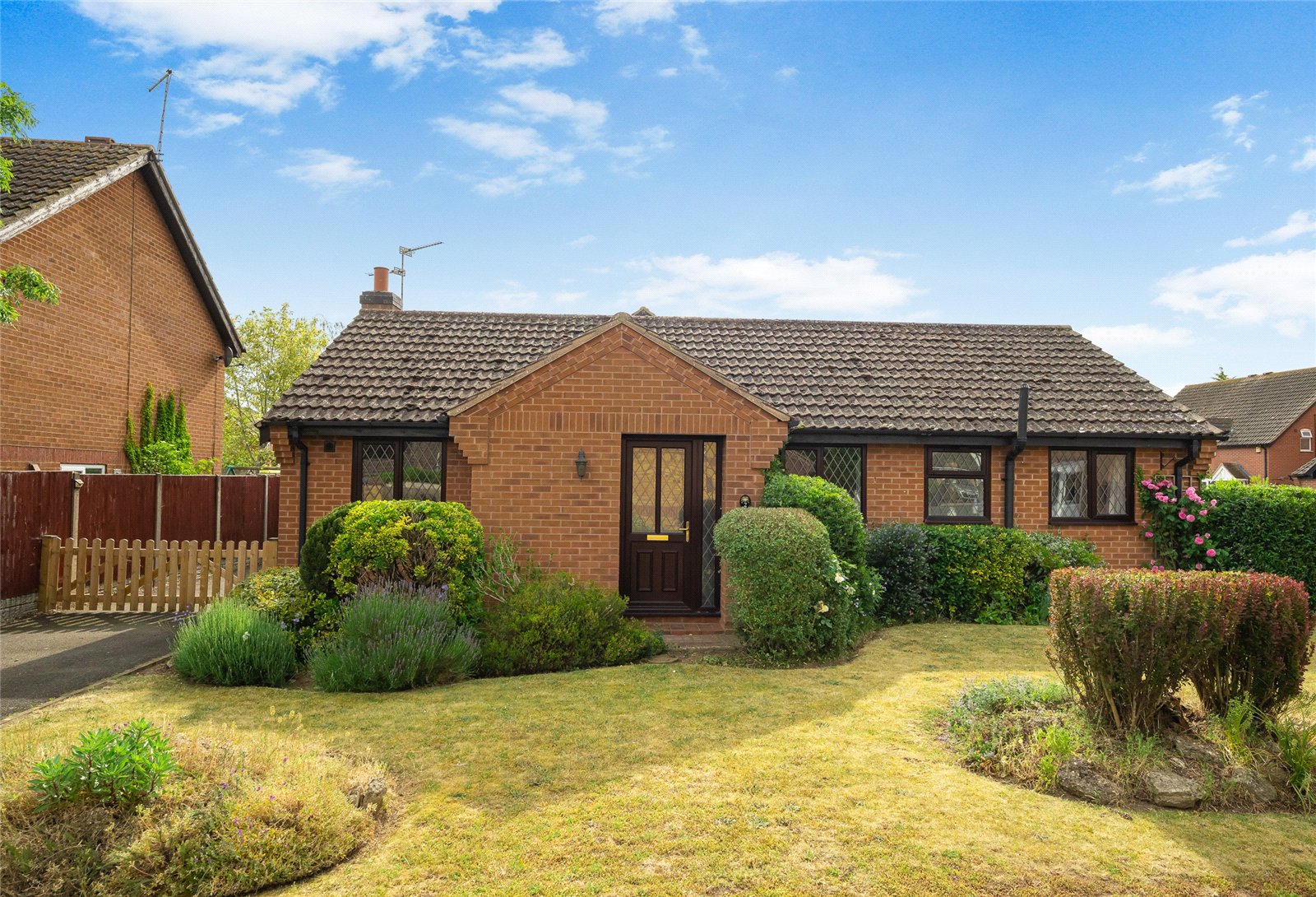 3 bedroom Detached house Under Offer