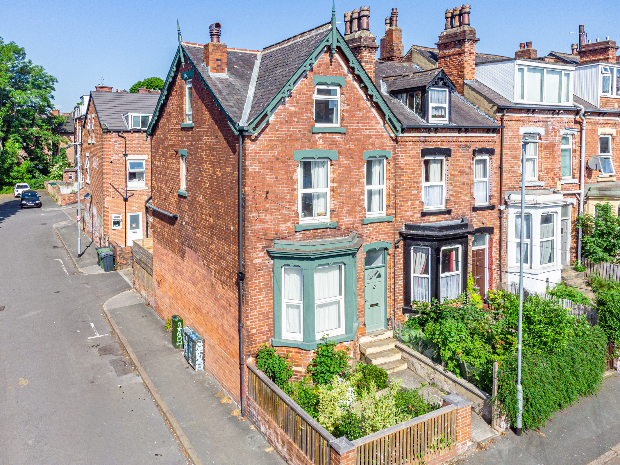 3 bedroom End of terrace house For Sale