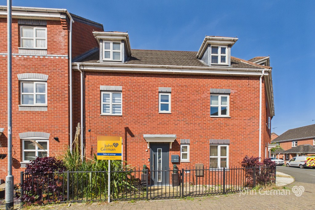 5 bedroom  For Sale