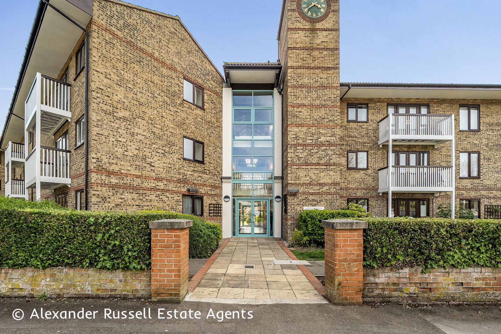 2 bedroom Flat share For Sale