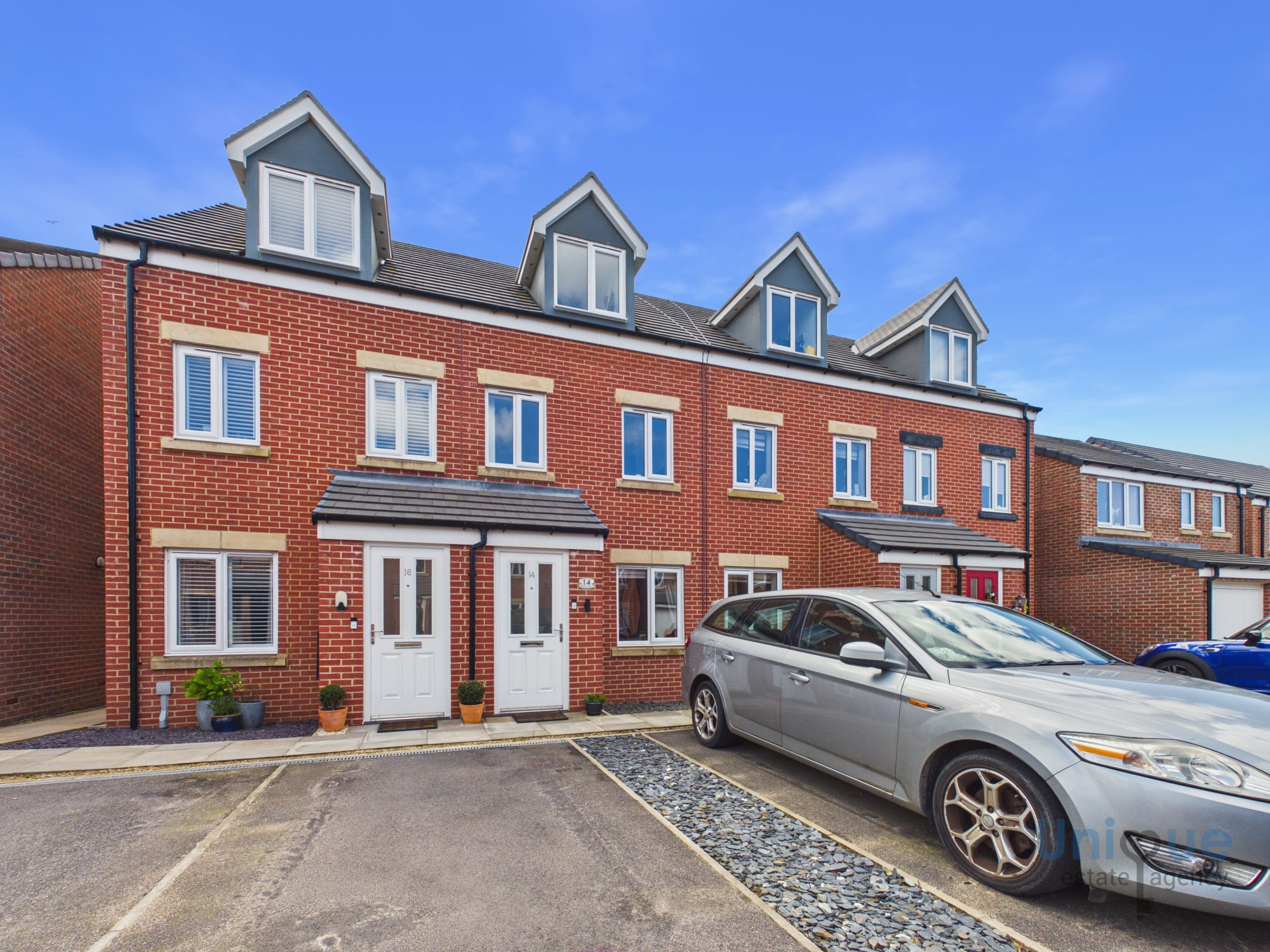 3 bedroom Terraced House Under Offer