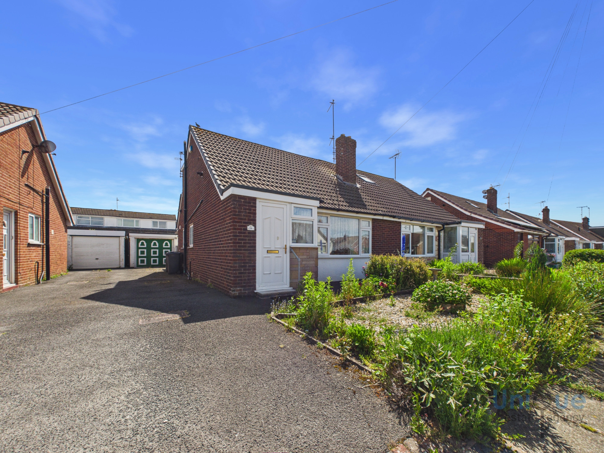 3 bedroom Detached bungalow Under Offer