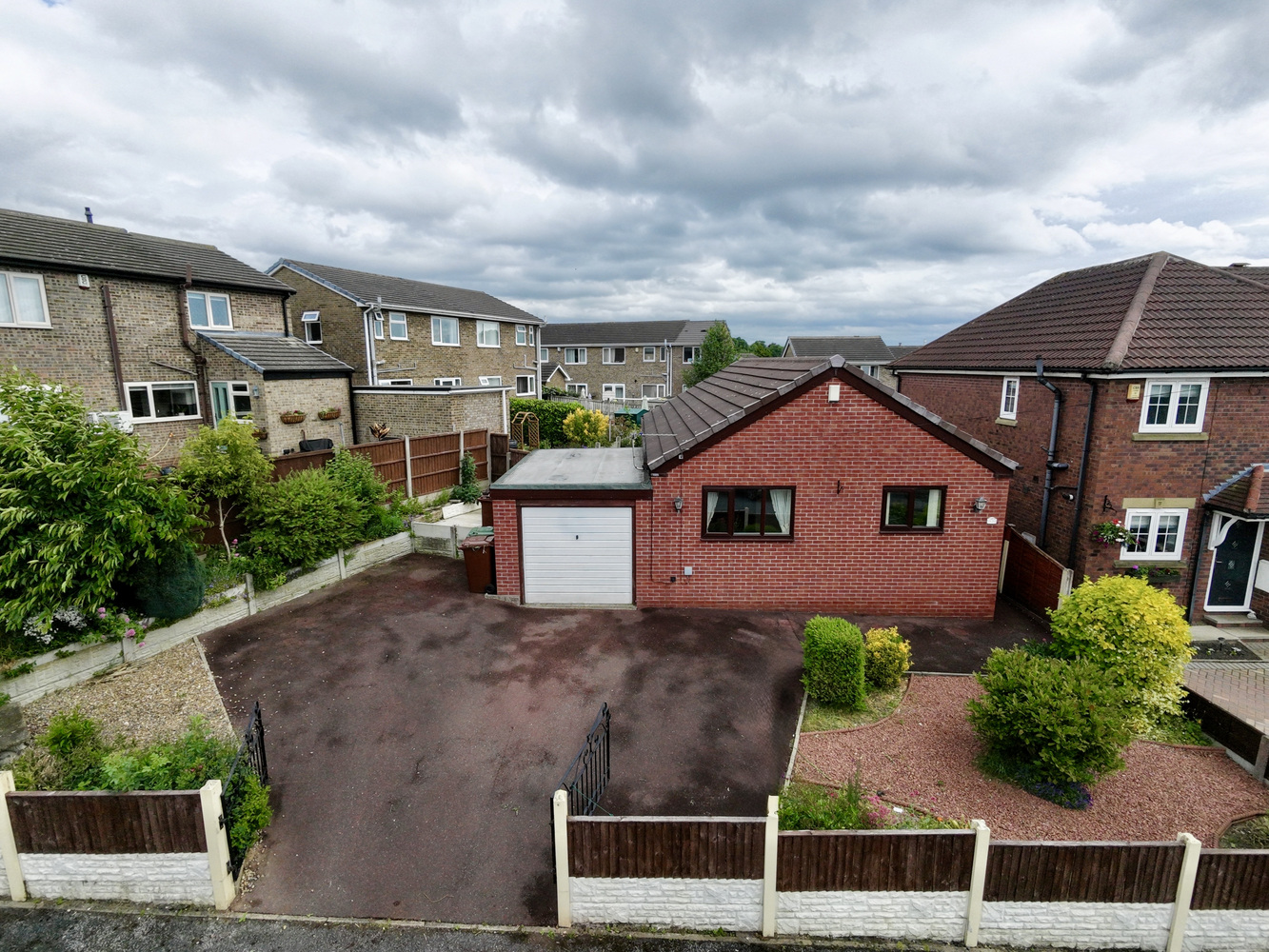 2 bedroom Detached bungalow For Sale