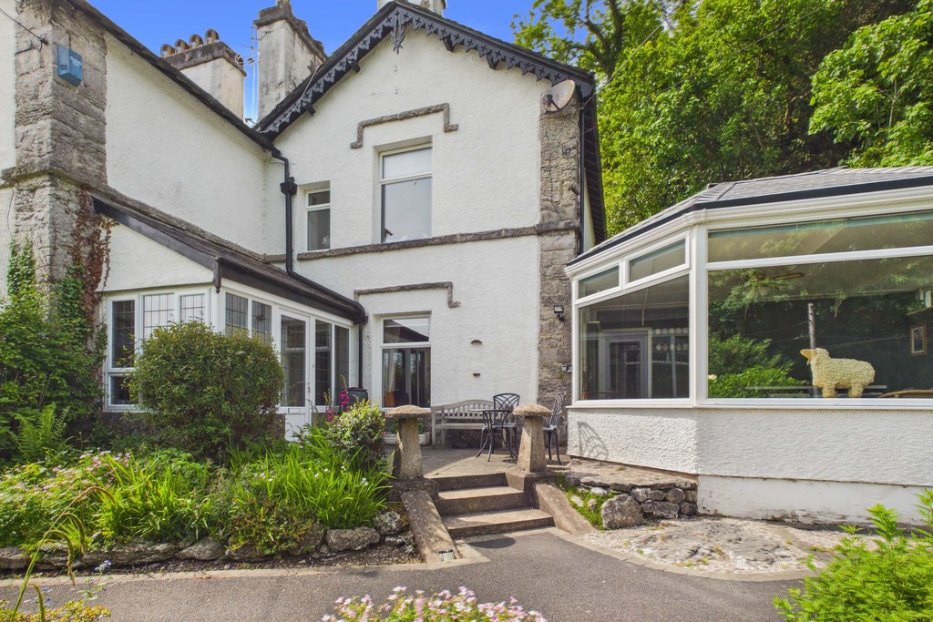 3 bedroom Town house For Sale