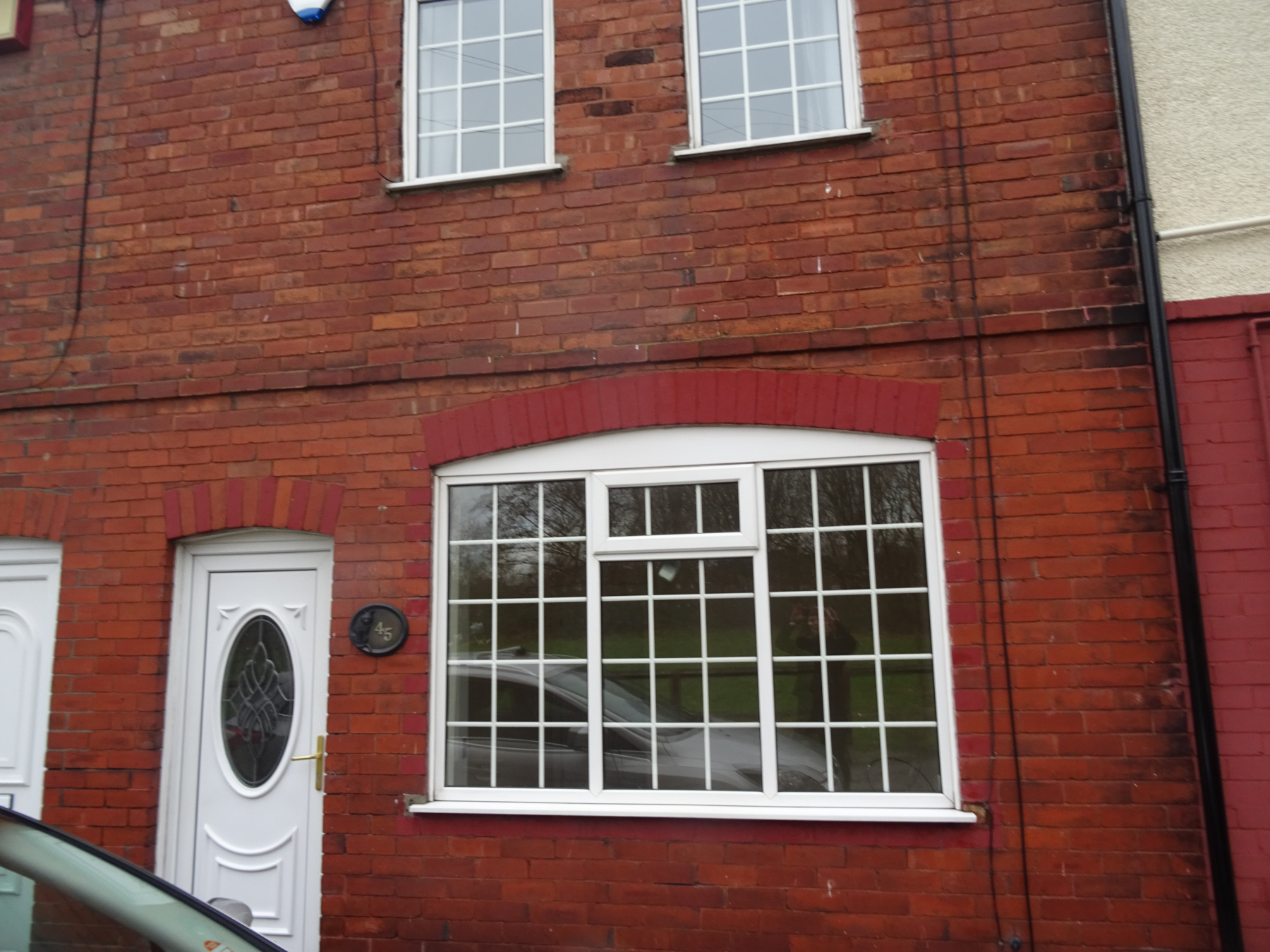 2 bedroom Terraced House To Let