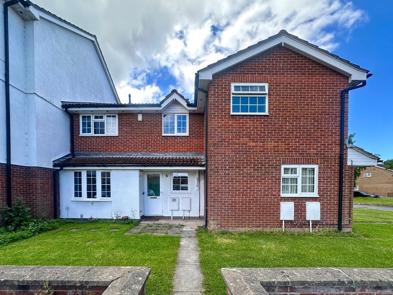 2 bedroom House (unspecified) To Let