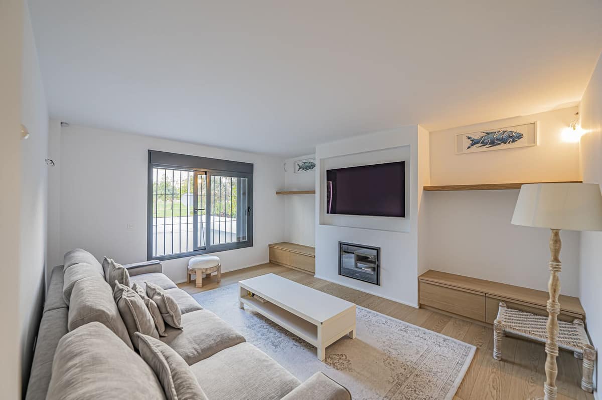 4 bedroom Villa For Sale