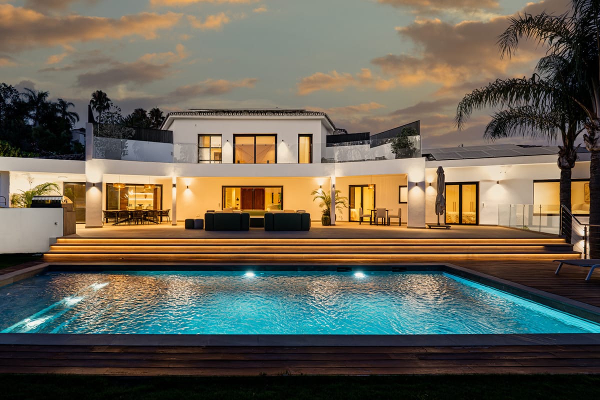 5 bedroom Villa For Sale