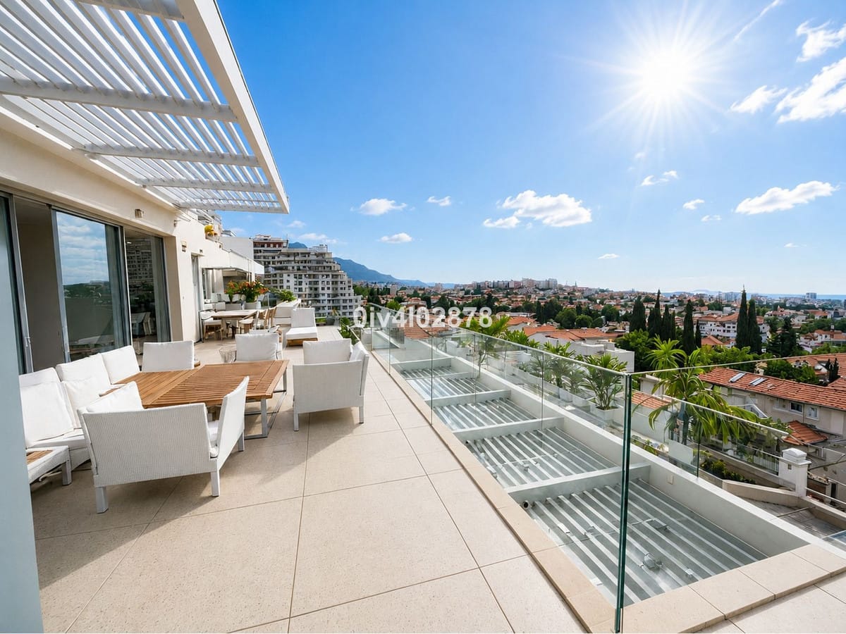 3 bedroom Apartment For Sale