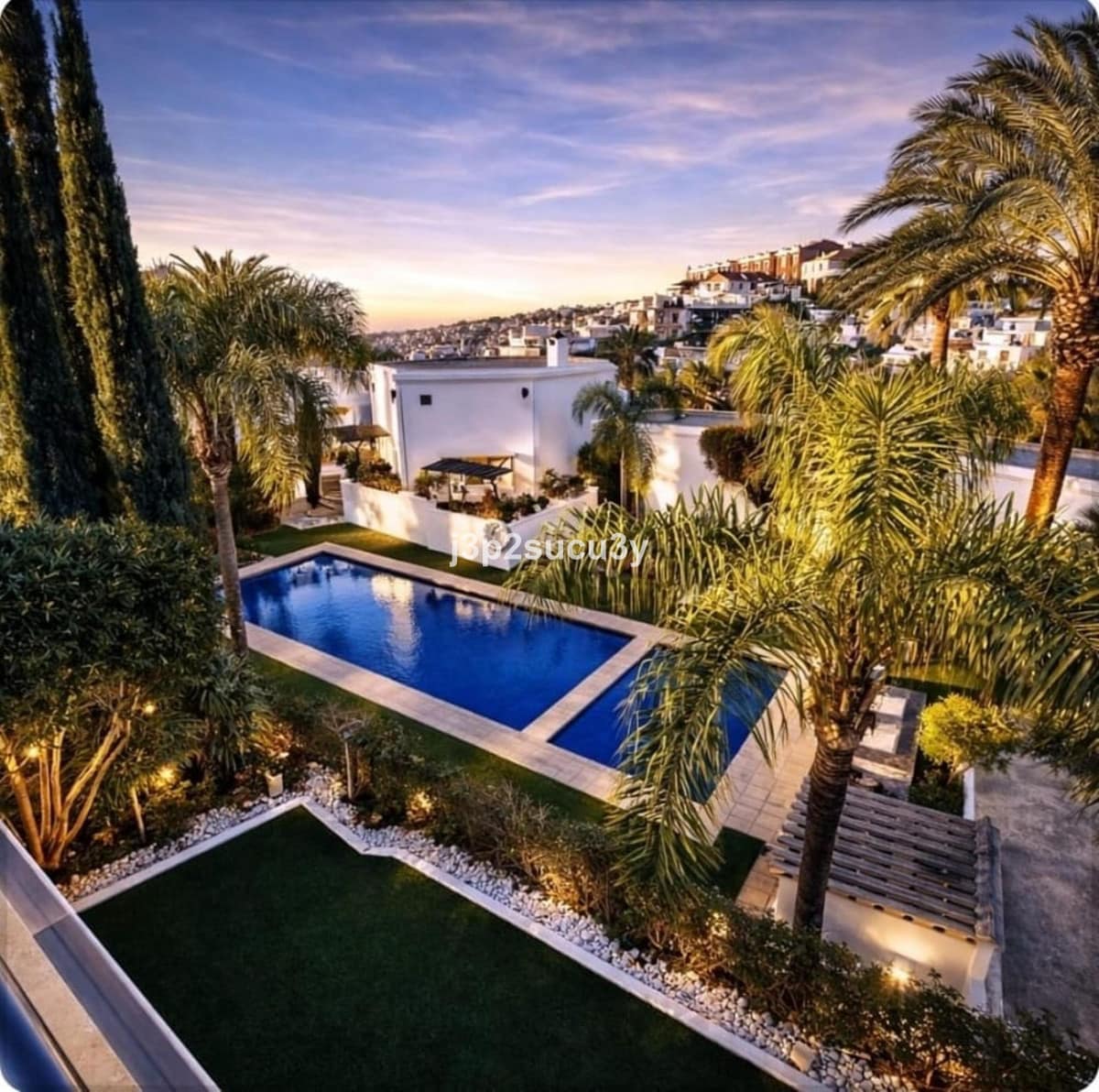 4 bedroom Villa For Sale