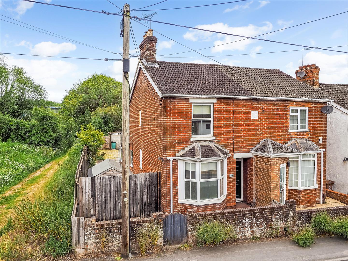 2 bedroom Semi-detached house For Sale