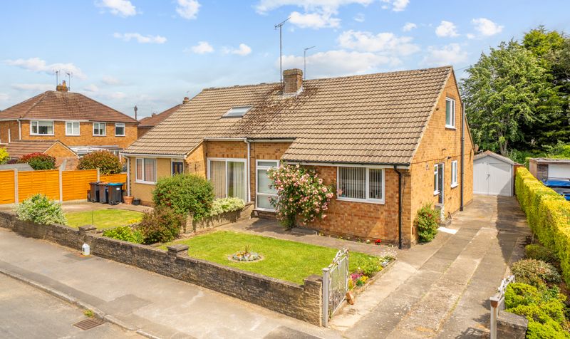 2 bedroom Semi-detached house For Sale