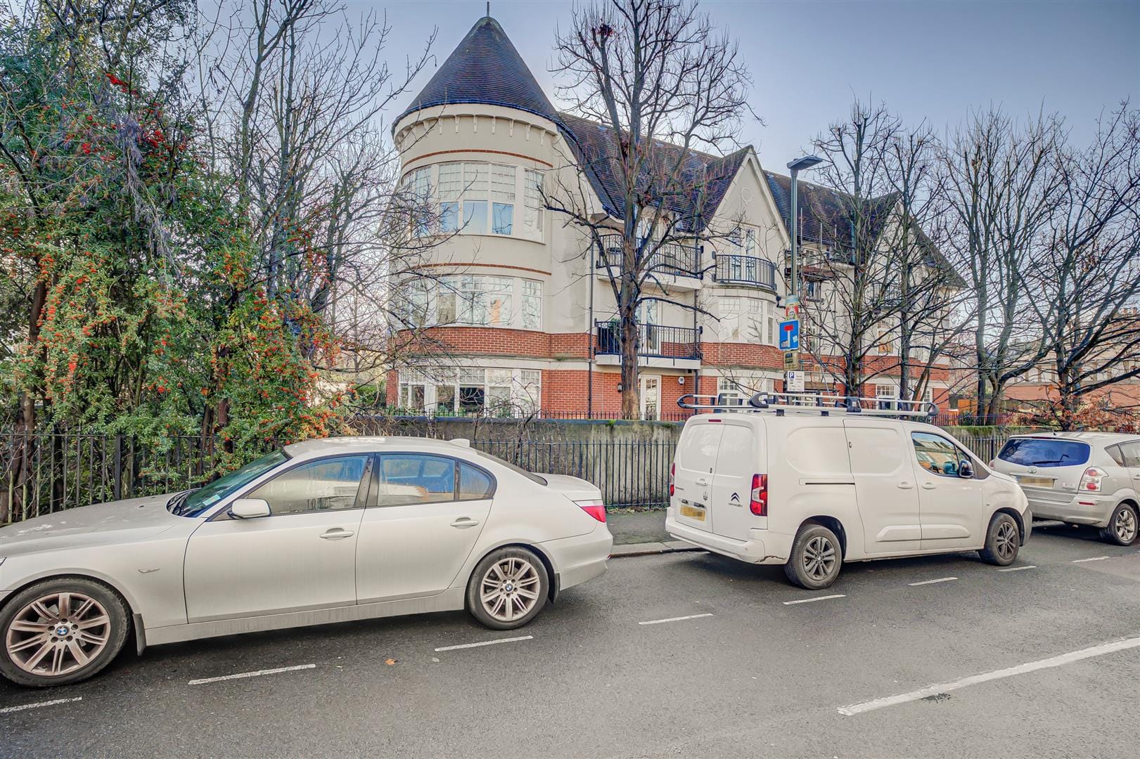 2 bedroom Flat Let