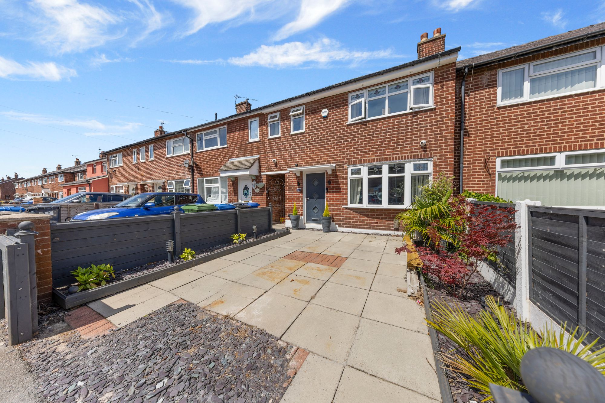 3 bedroom Terraced House Under Offer