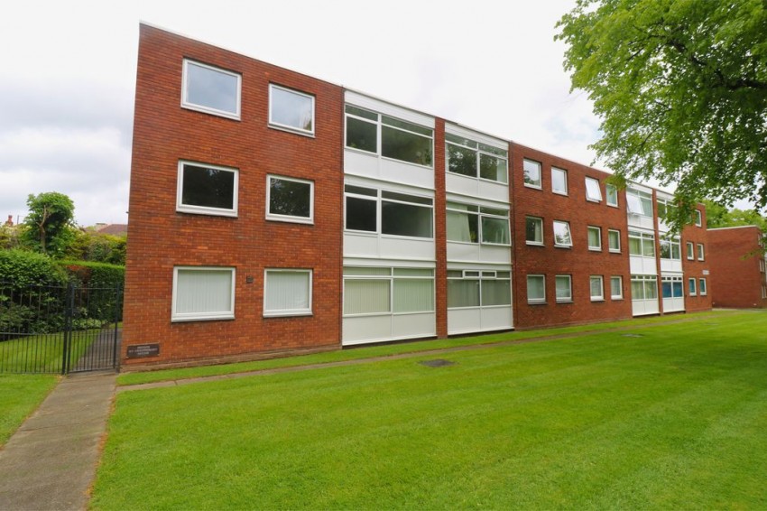 2 bedroom Apartment Under Offer