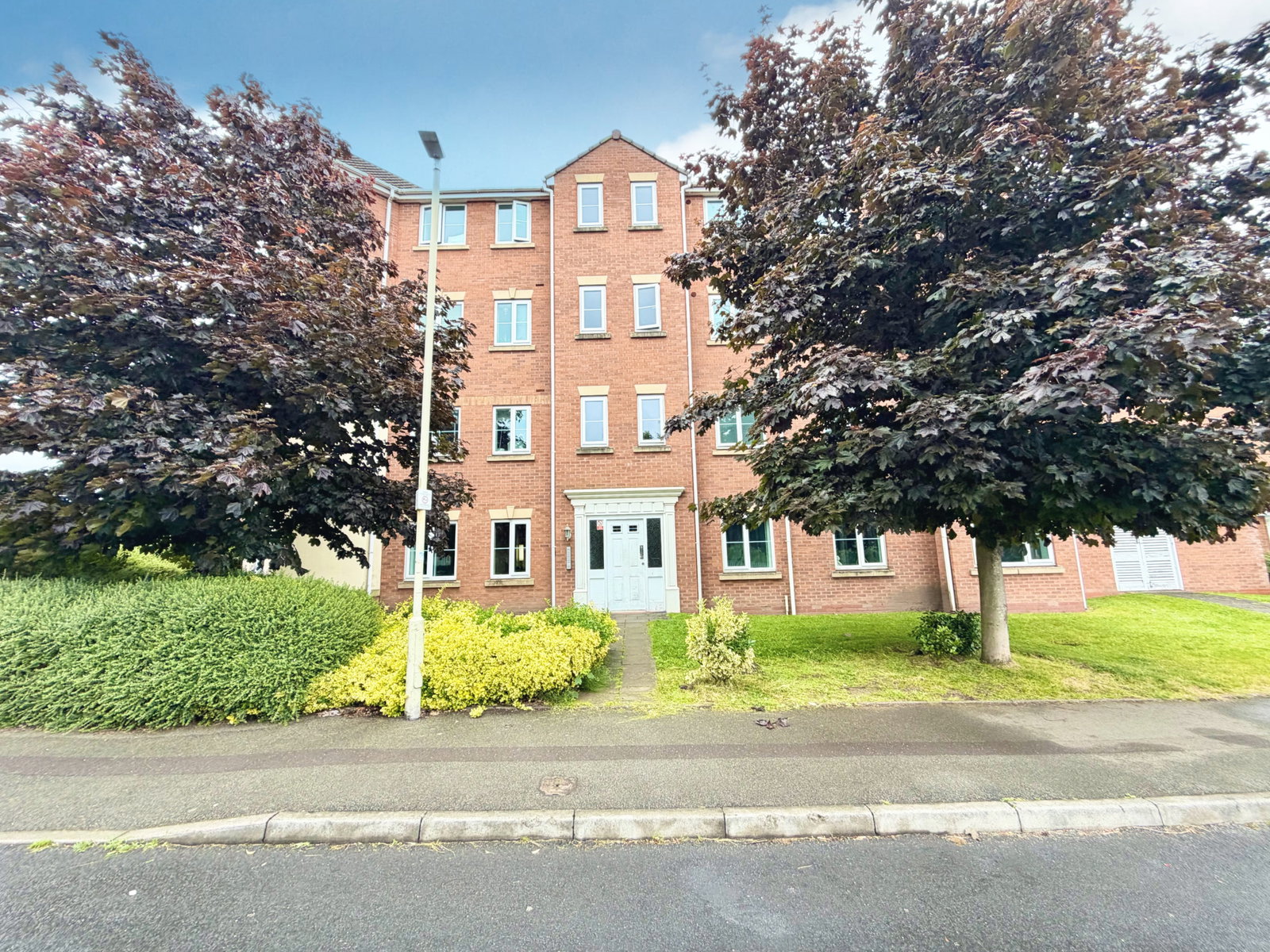 2 bedroom Flat share For Sale